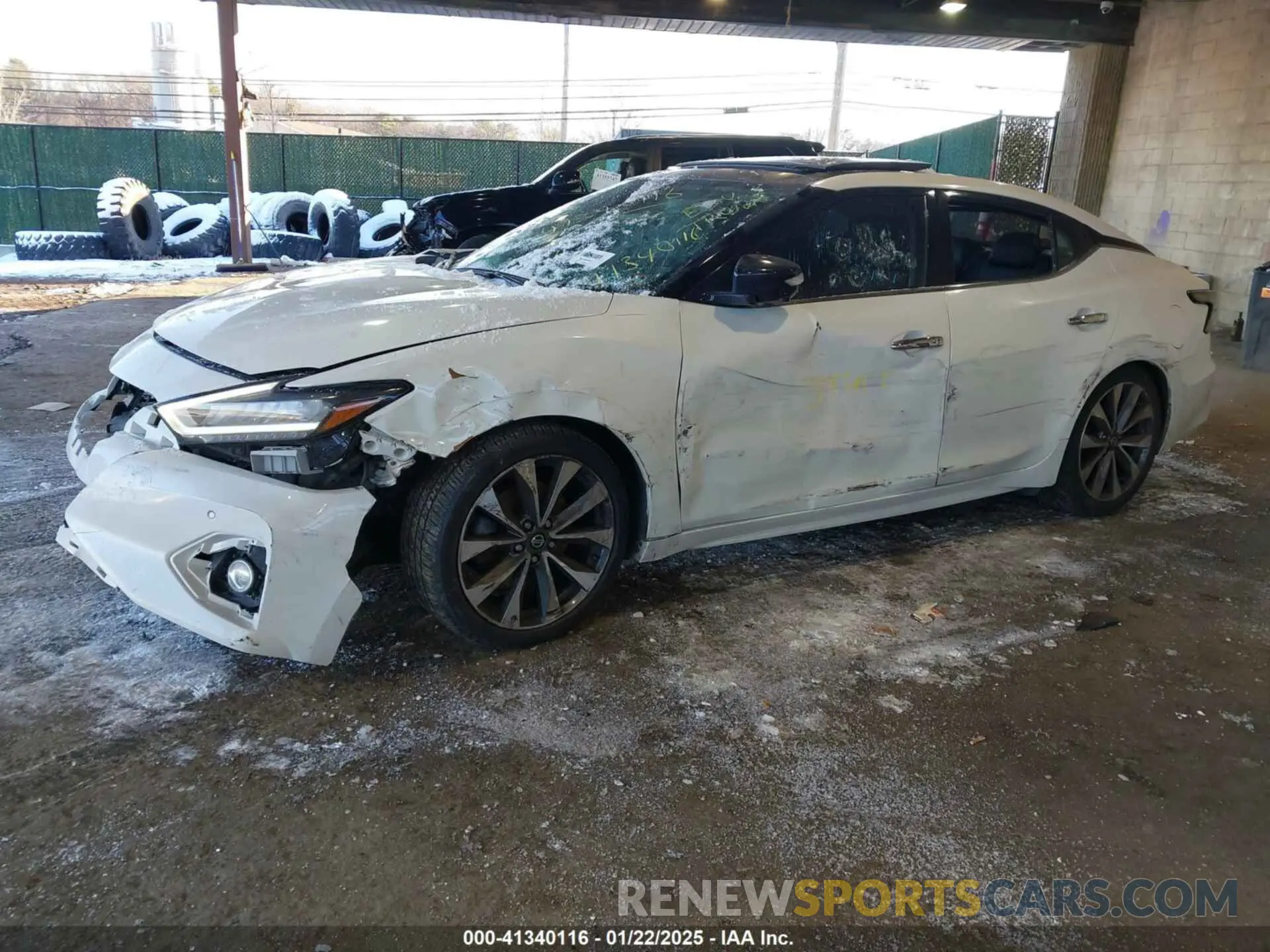 2 fotografías del automóvil dañado 1N4AA6FV5LC385023 NISSAN MAXIMA 2020