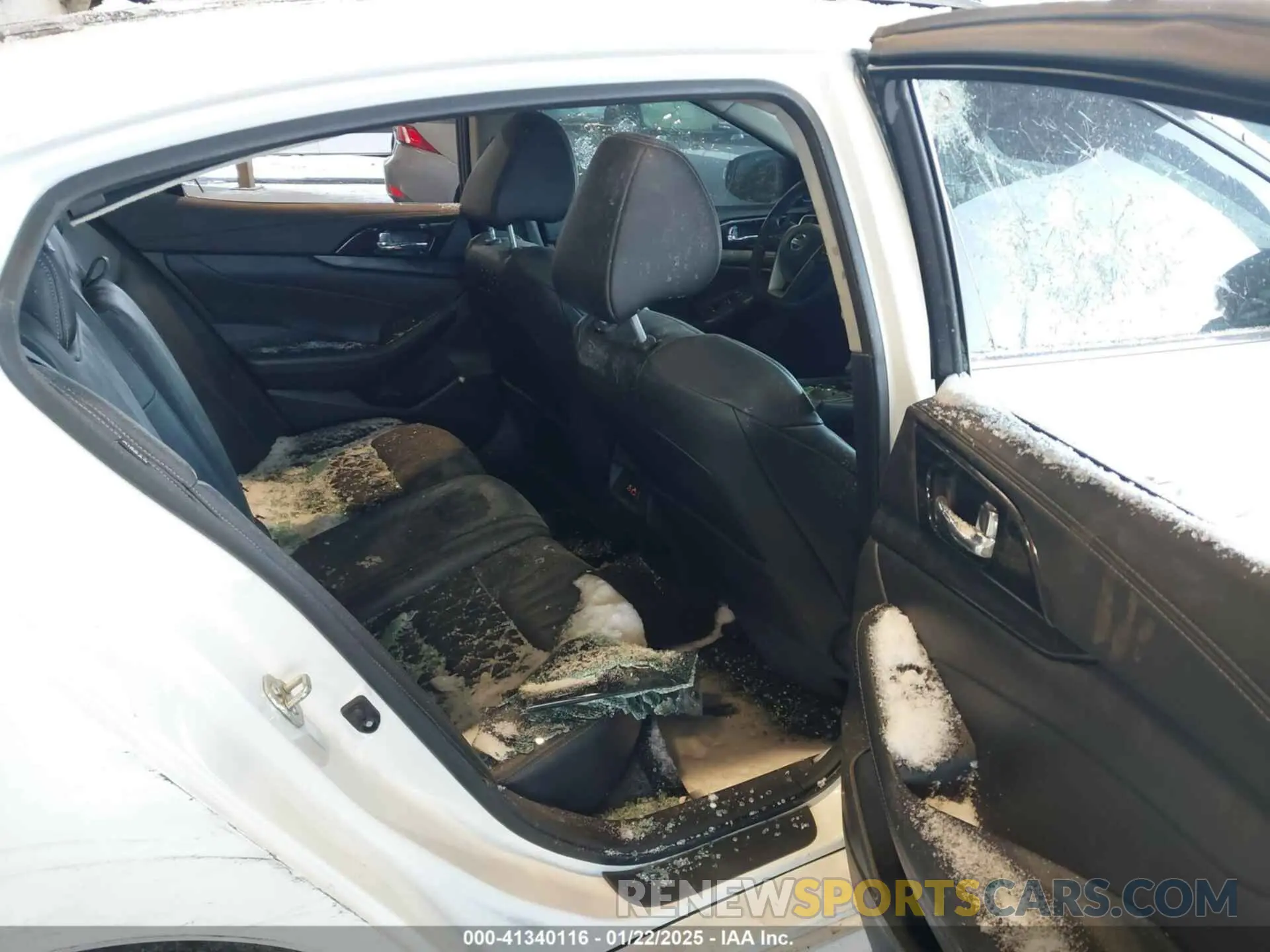 8 fotografías del automóvil dañado 1N4AA6FV5LC385023 NISSAN MAXIMA 2020