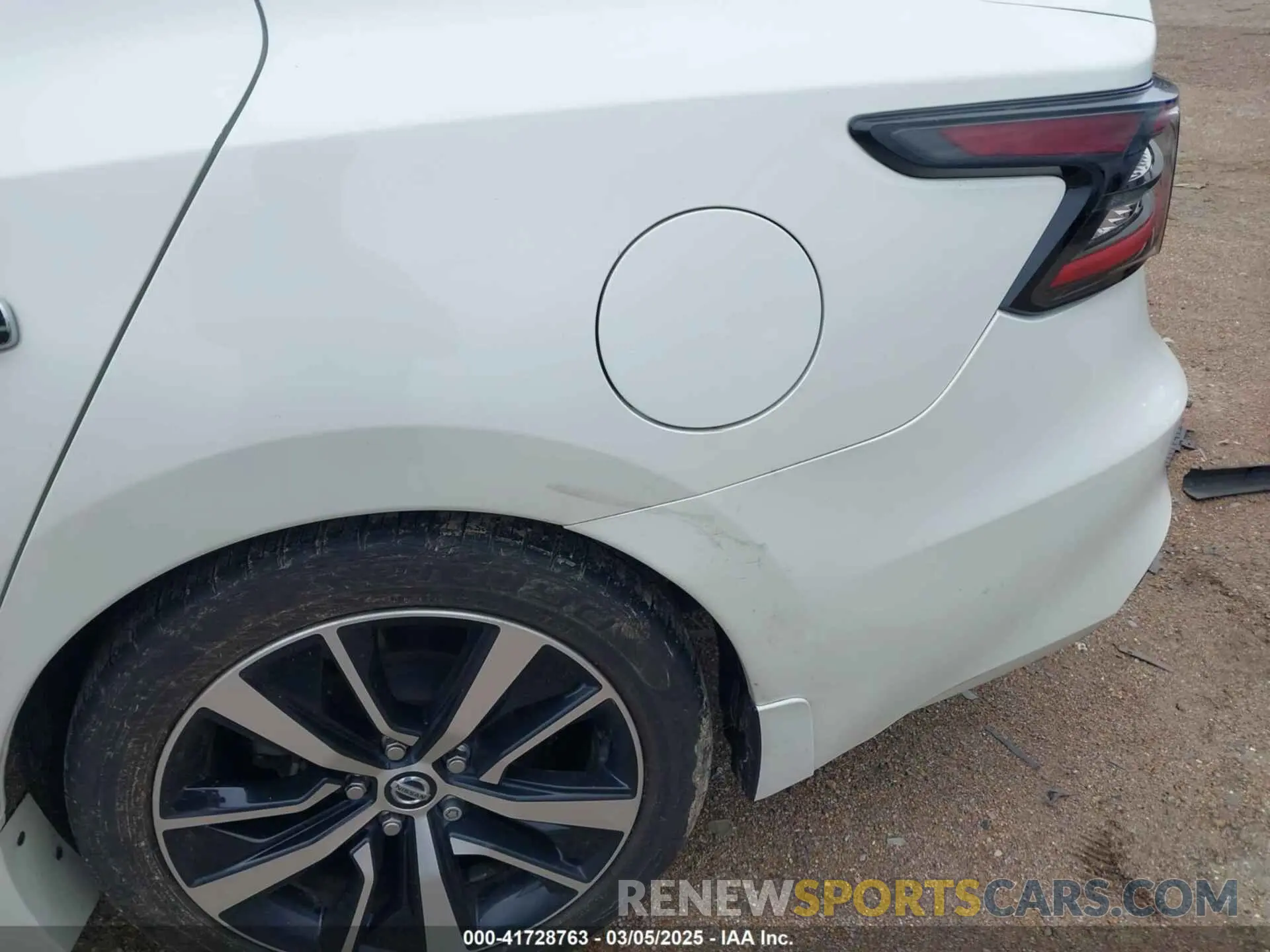 6 fotografías del automóvil dañado 1N4AA6CV1MC504255 NISSAN MAXIMA 2021