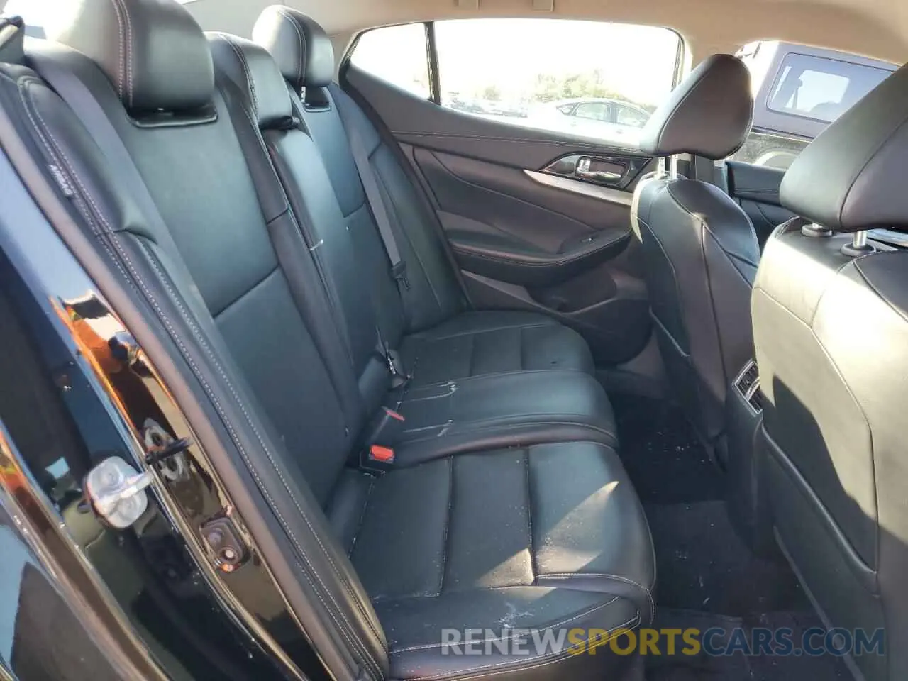 10 fotografías del automóvil dañado 1N4AA6CV1MC506491 NISSAN MAXIMA 2021