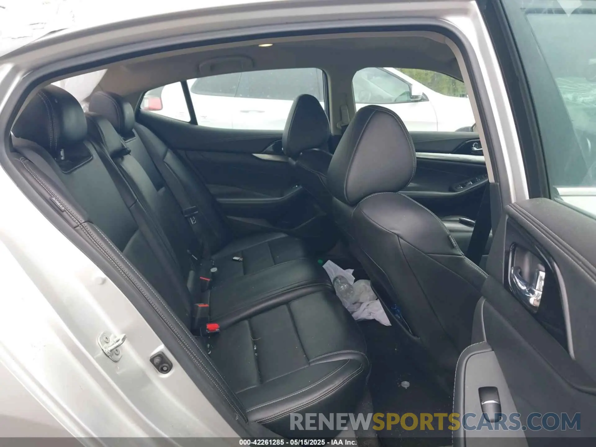 8 fotografías del automóvil dañado 1N4AA6CV4MC513919 NISSAN MAXIMA 2021