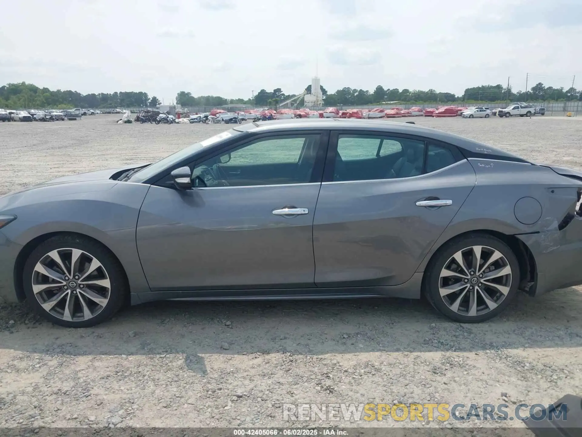 14 fotografías del automóvil dañado 1N4AA6FV1NC503118 NISSAN MAXIMA 2022
