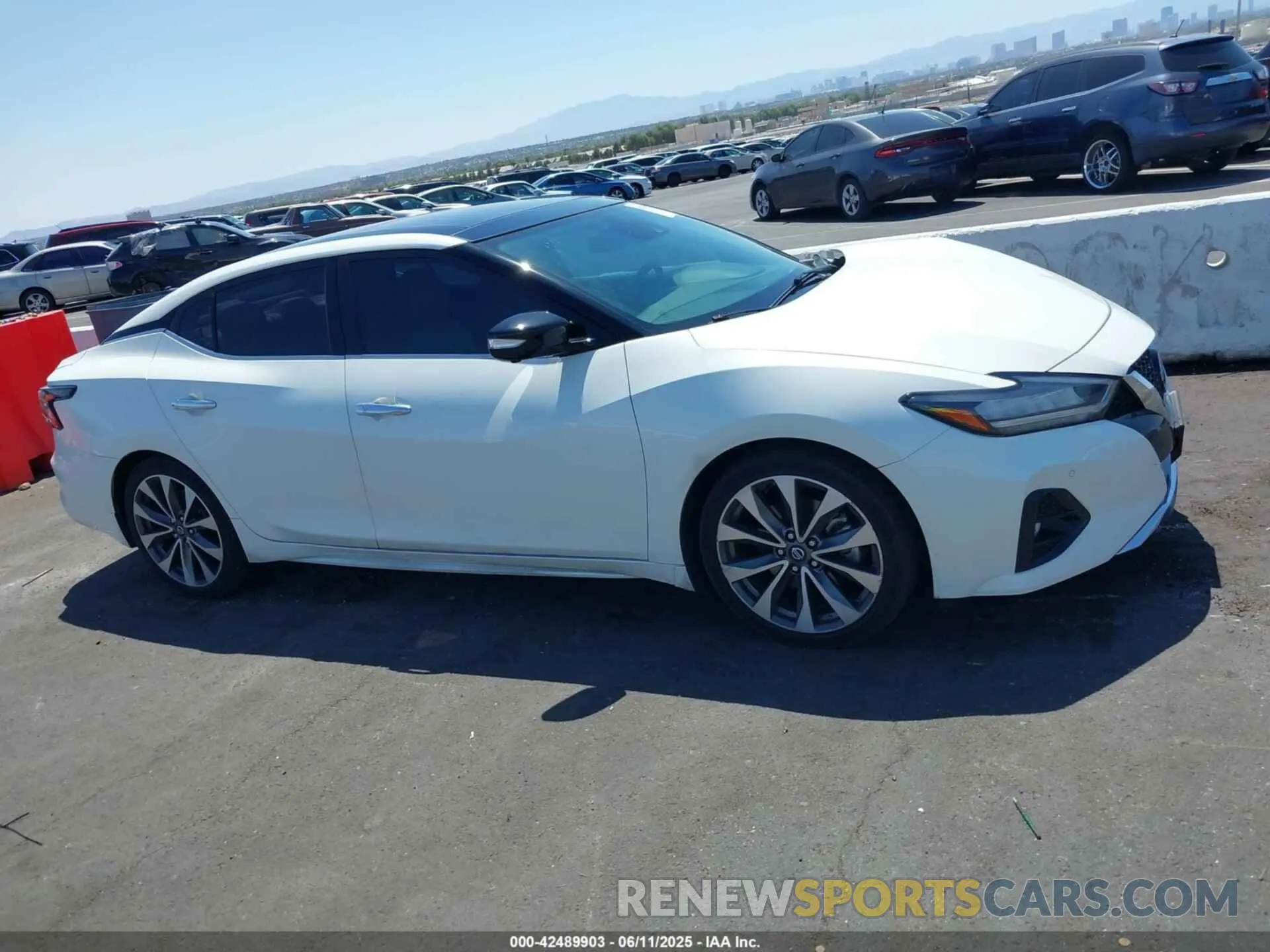 13 fotografías del automóvil dañado 1N4AA6FV1NC507637 NISSAN MAXIMA 2022