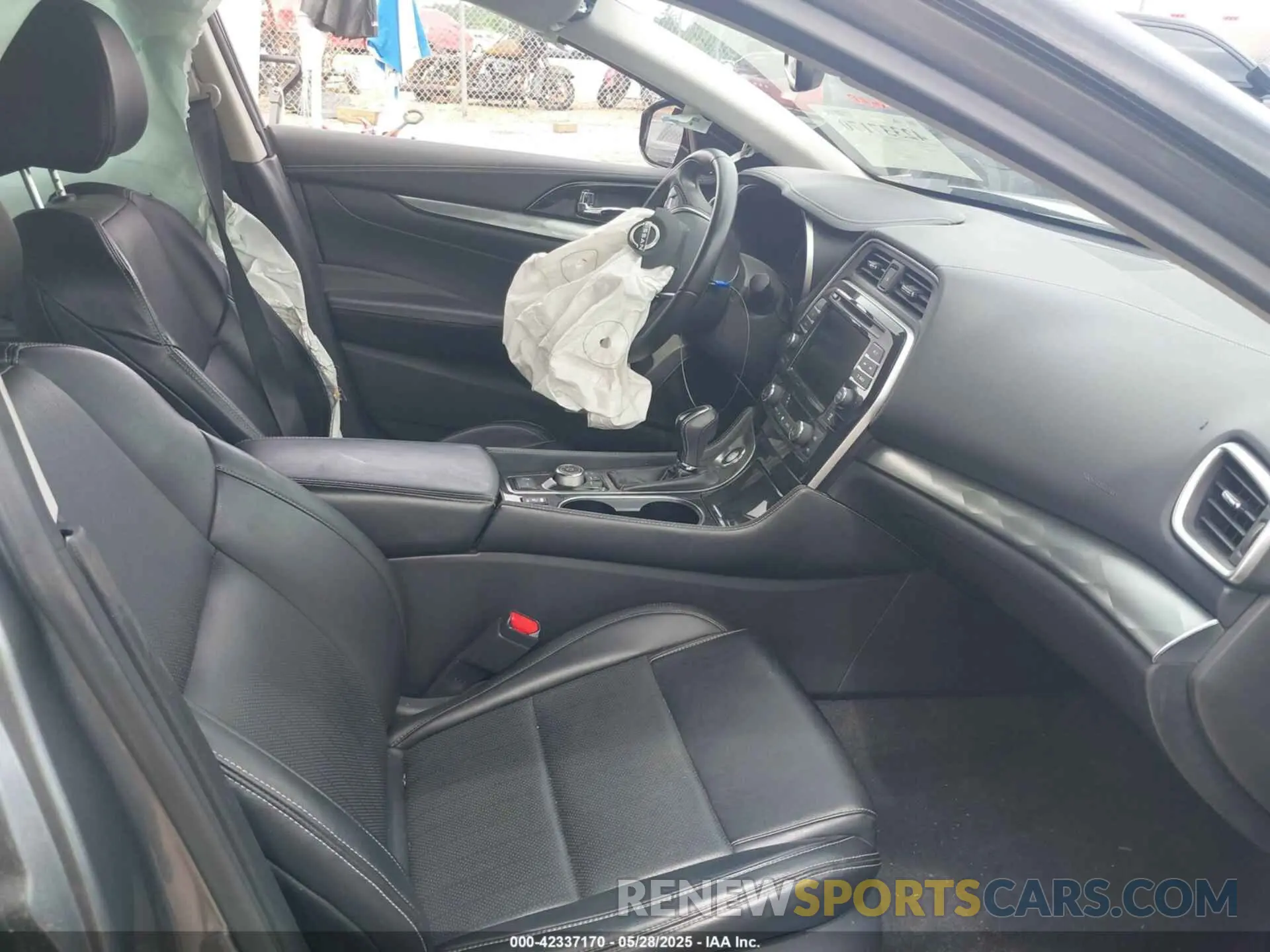 5 fotografías del automóvil dañado 1N4AA6CV0PC510472 NISSAN MAXIMA 2023