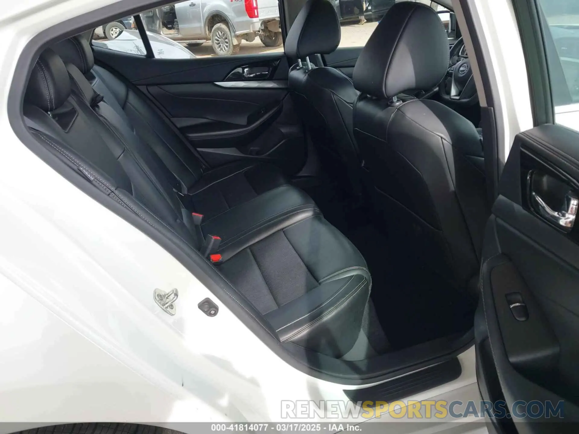 8 fotografías del automóvil dañado 1N4AA6CV2PC509307 NISSAN MAXIMA 2023