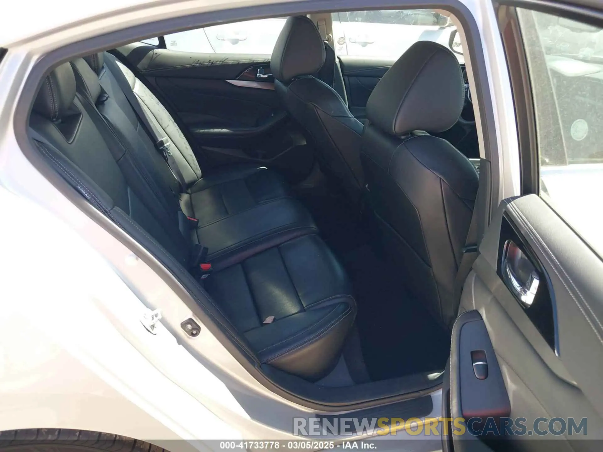 8 fotografías del automóvil dañado 1N4AA6CV3PC509249 NISSAN MAXIMA 2023