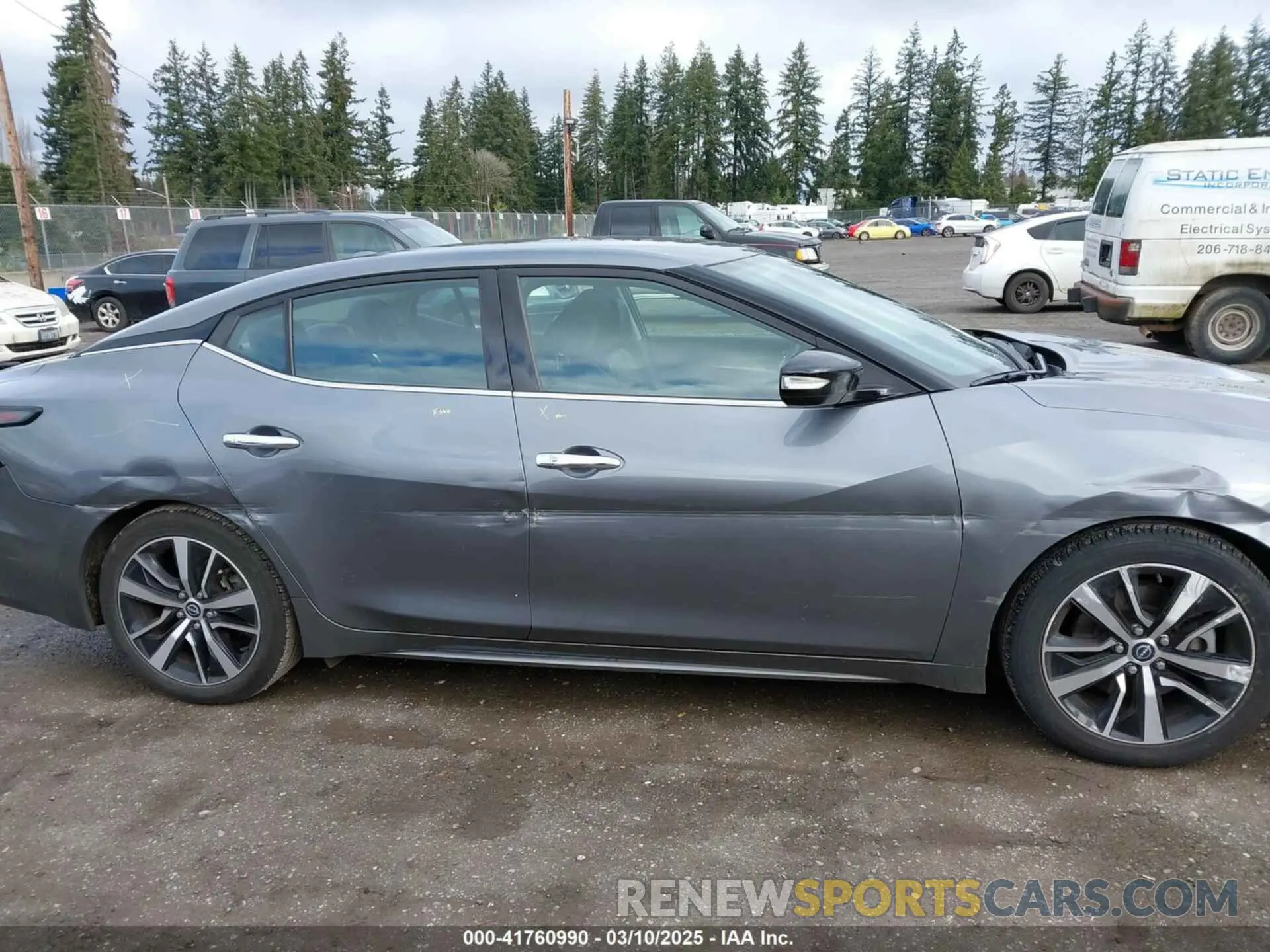 13 fotografías del automóvil dañado 1N4AA6CV4PC512497 NISSAN MAXIMA 2023