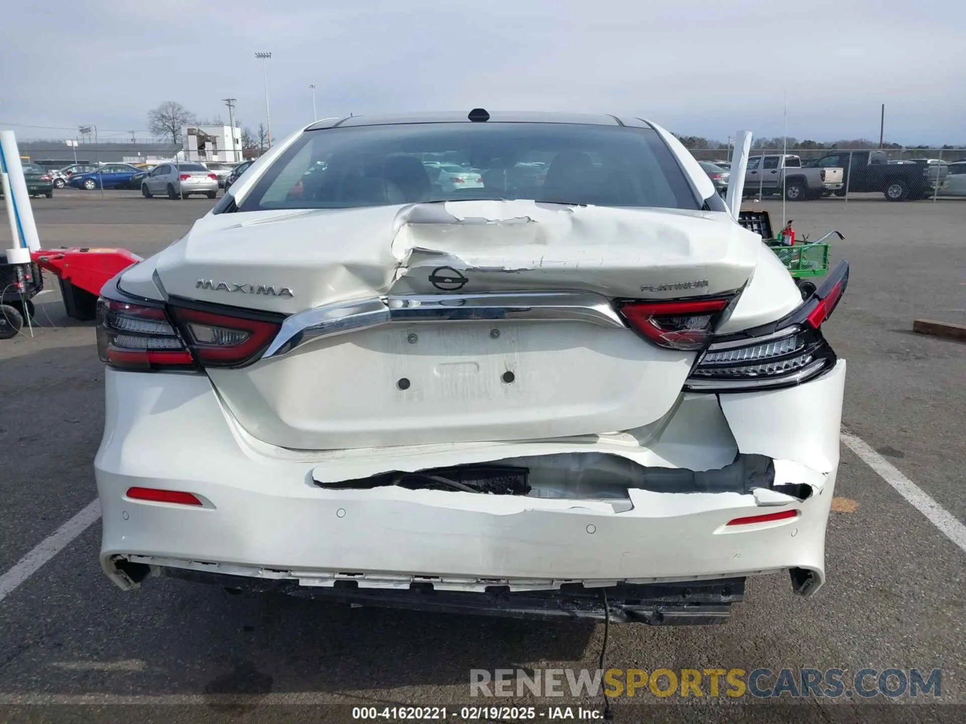 16 fotografías del automóvil dañado 1N4AA6FV8PC504740 NISSAN MAXIMA 2023