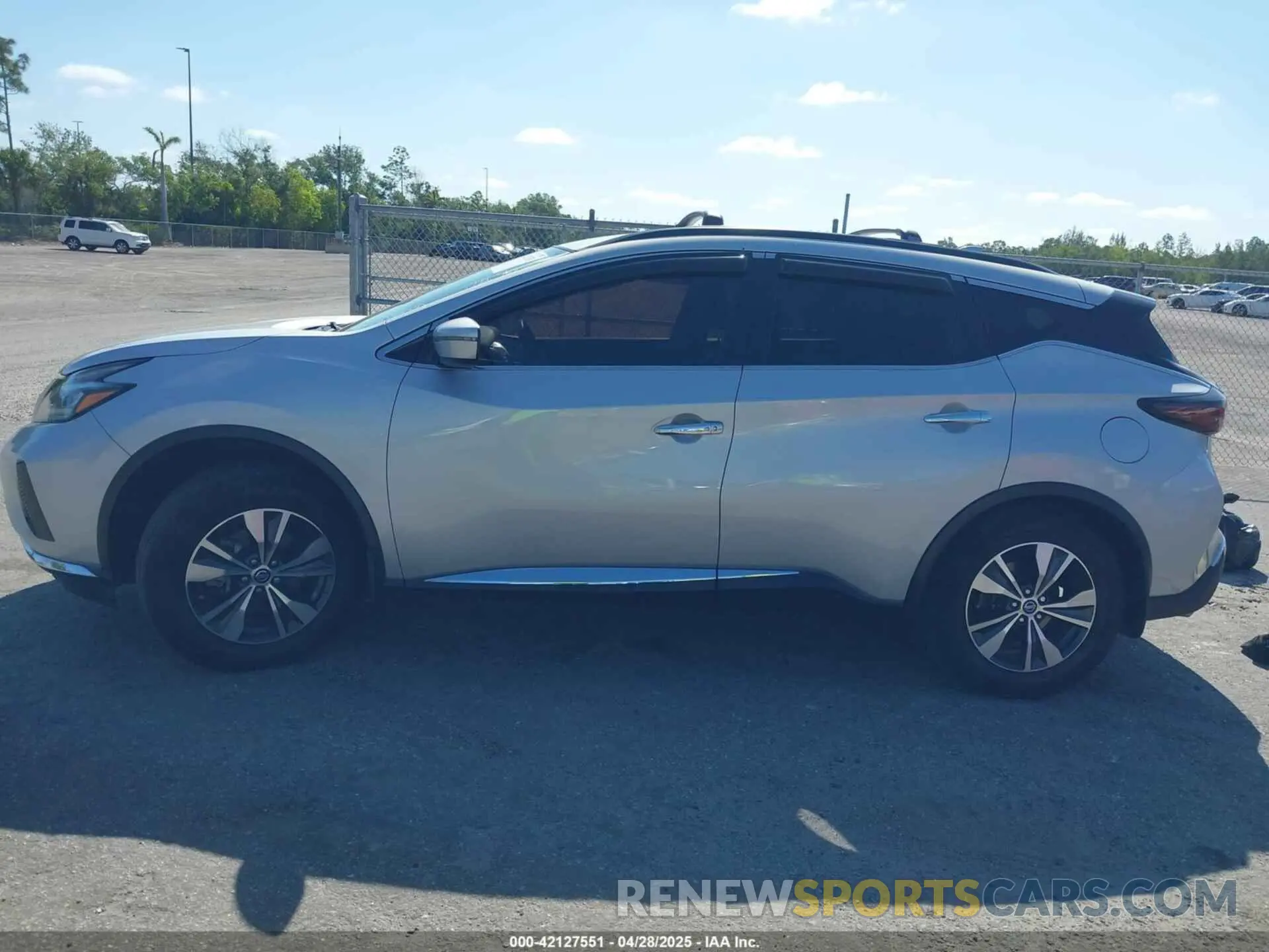 14 fotografías del automóvil dañado 5N1AZ2MJ1KN154114 NISSAN MURANO 2019