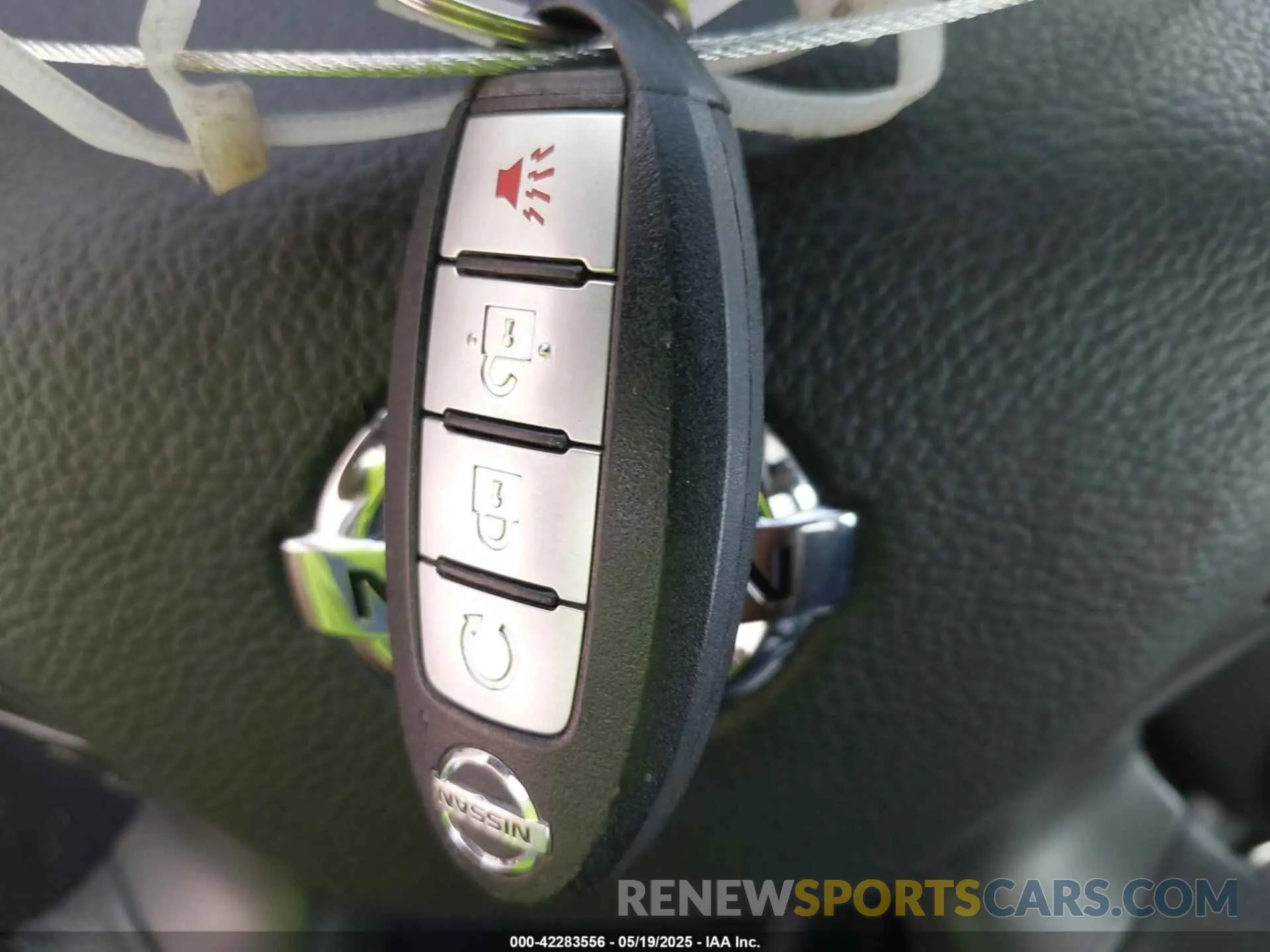 11 fotografías del automóvil dañado 5N1AZ2MJXKN111052 NISSAN MURANO 2019