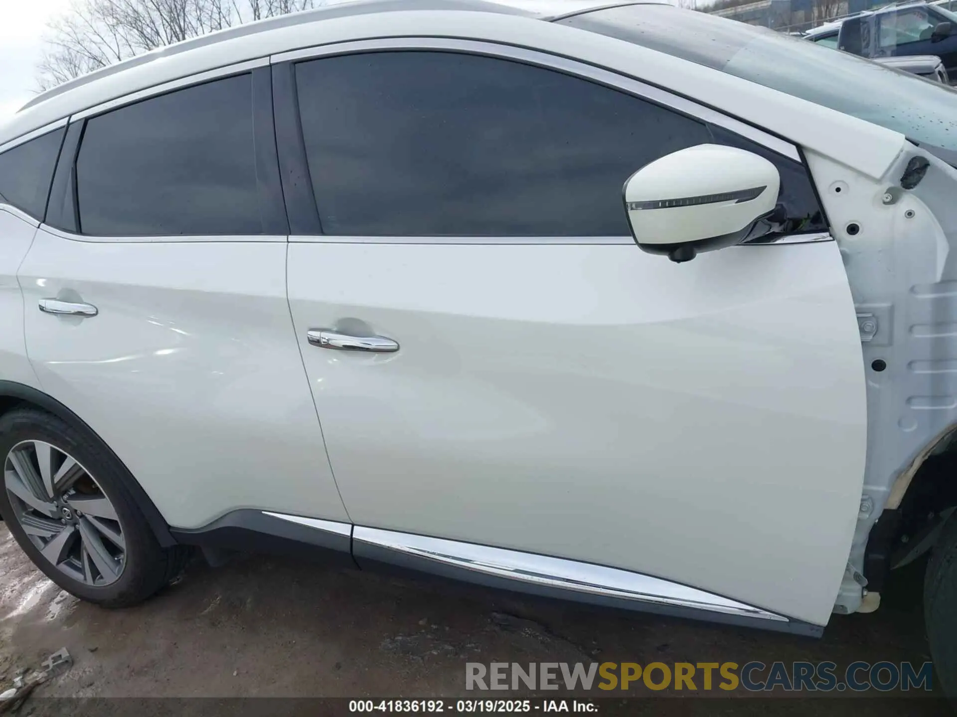 13 fotografías del automóvil dañado 5N1AZ2MS0KN111800 NISSAN MURANO 2019
