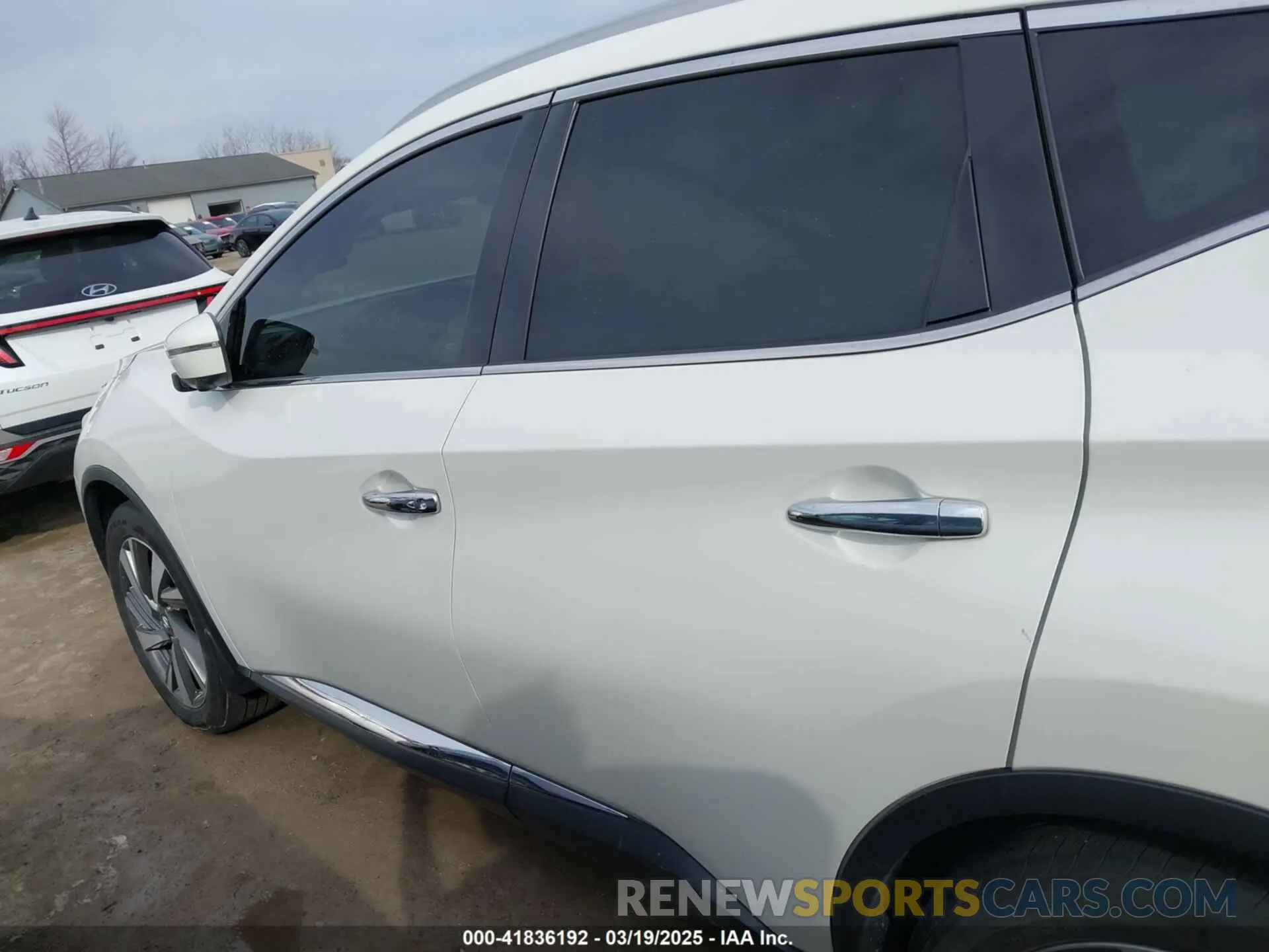 14 fotografías del automóvil dañado 5N1AZ2MS0KN111800 NISSAN MURANO 2019