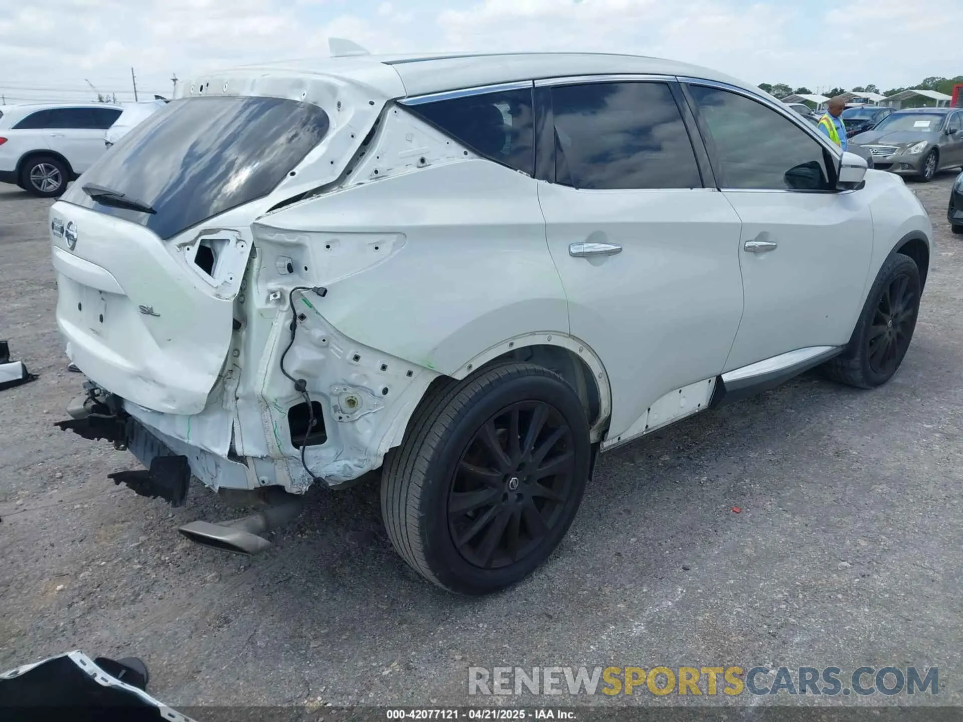 3 fotografías del automóvil dañado 5N1AZ2CJ4NC130262 NISSAN MURANO 2022