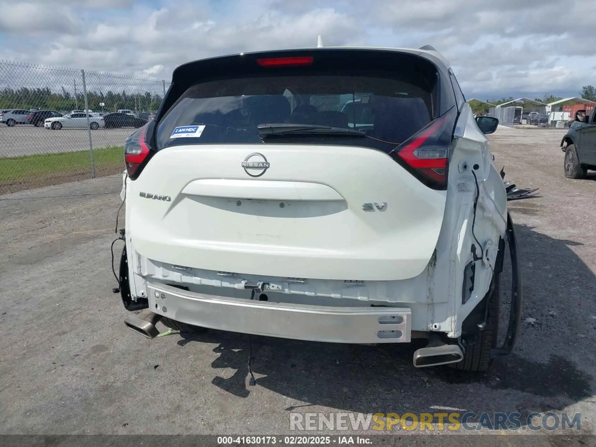 17 fotografías del automóvil dañado 5N1AZ2BJ7PC111015 NISSAN MURANO 2023