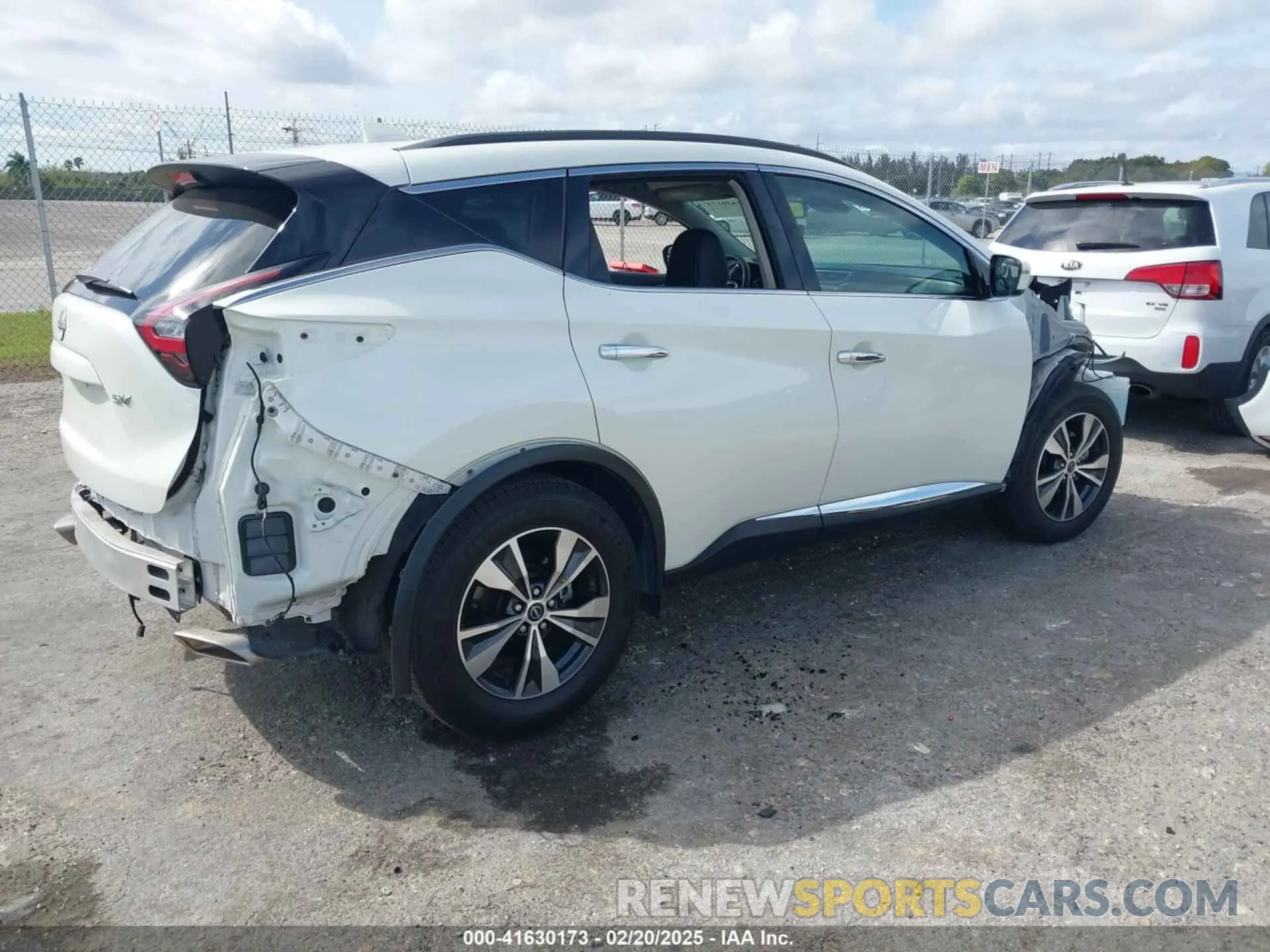 4 fotografías del automóvil dañado 5N1AZ2BJ7PC111015 NISSAN MURANO 2023