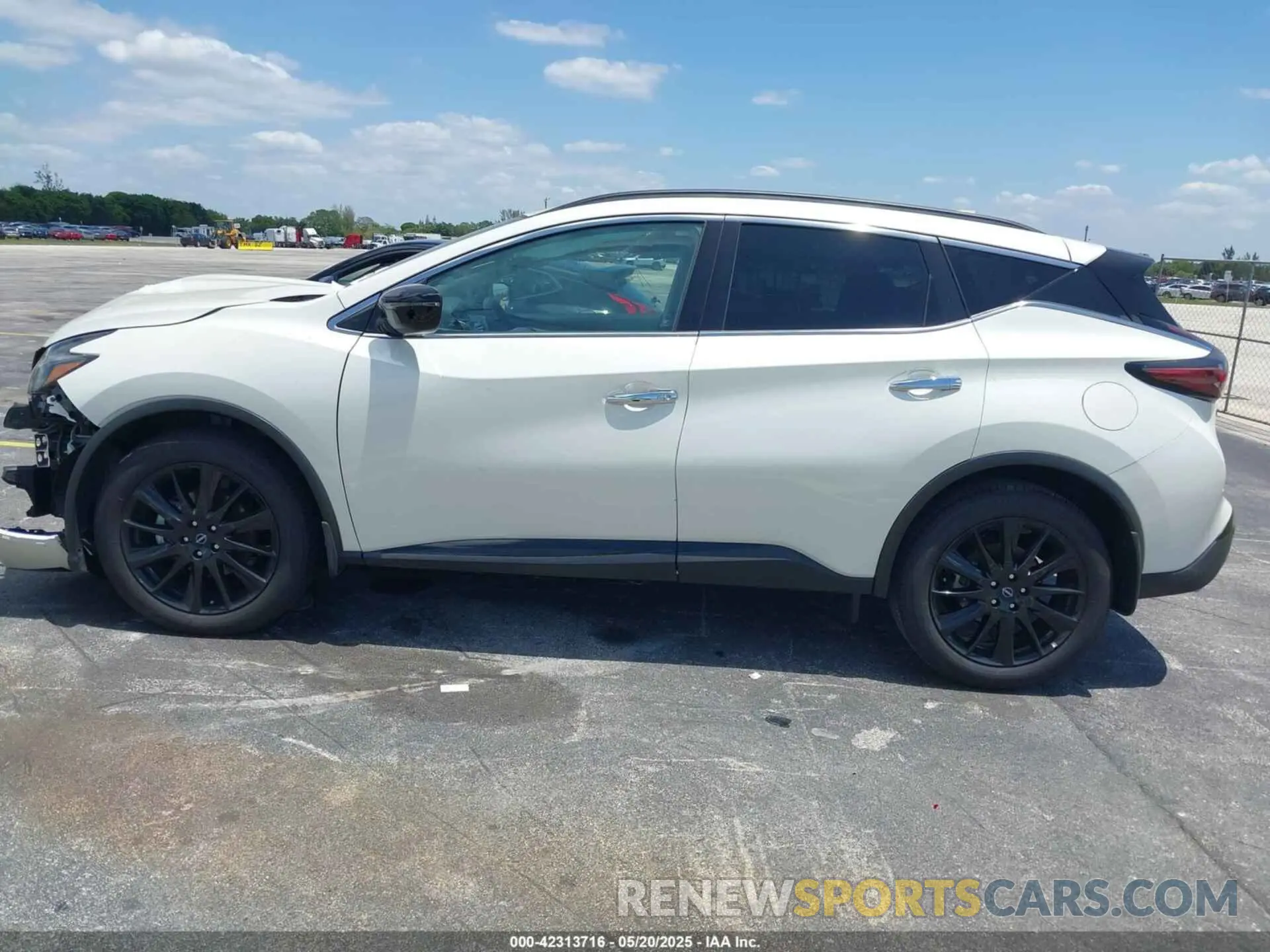 13 fotografías del automóvil dañado 5N1AZ2BS5RC111297 NISSAN MURANO 2024