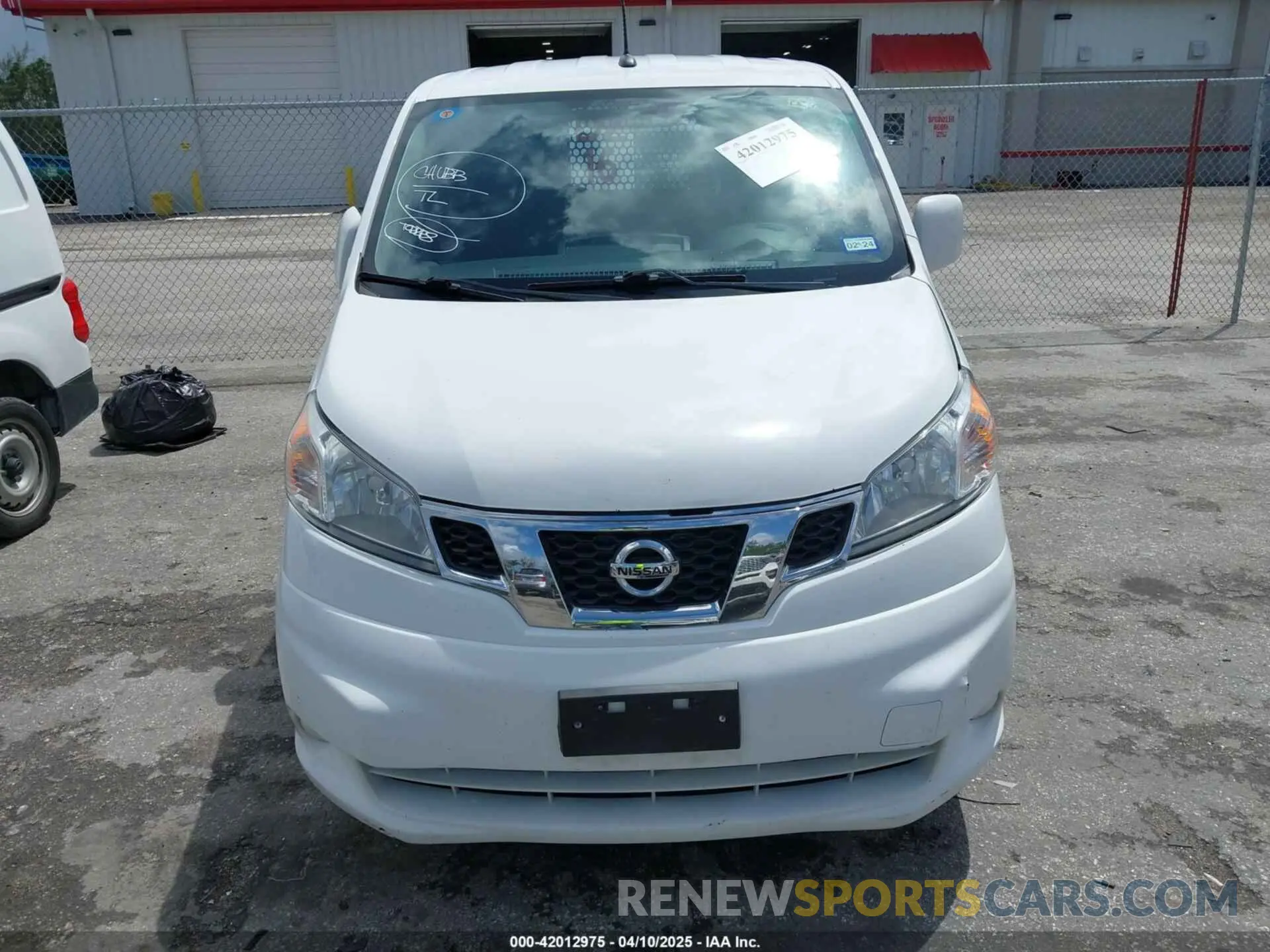 11 fotografías del automóvil dañado 3N6CM0KN9LK709594 NISSAN NV 200 2020