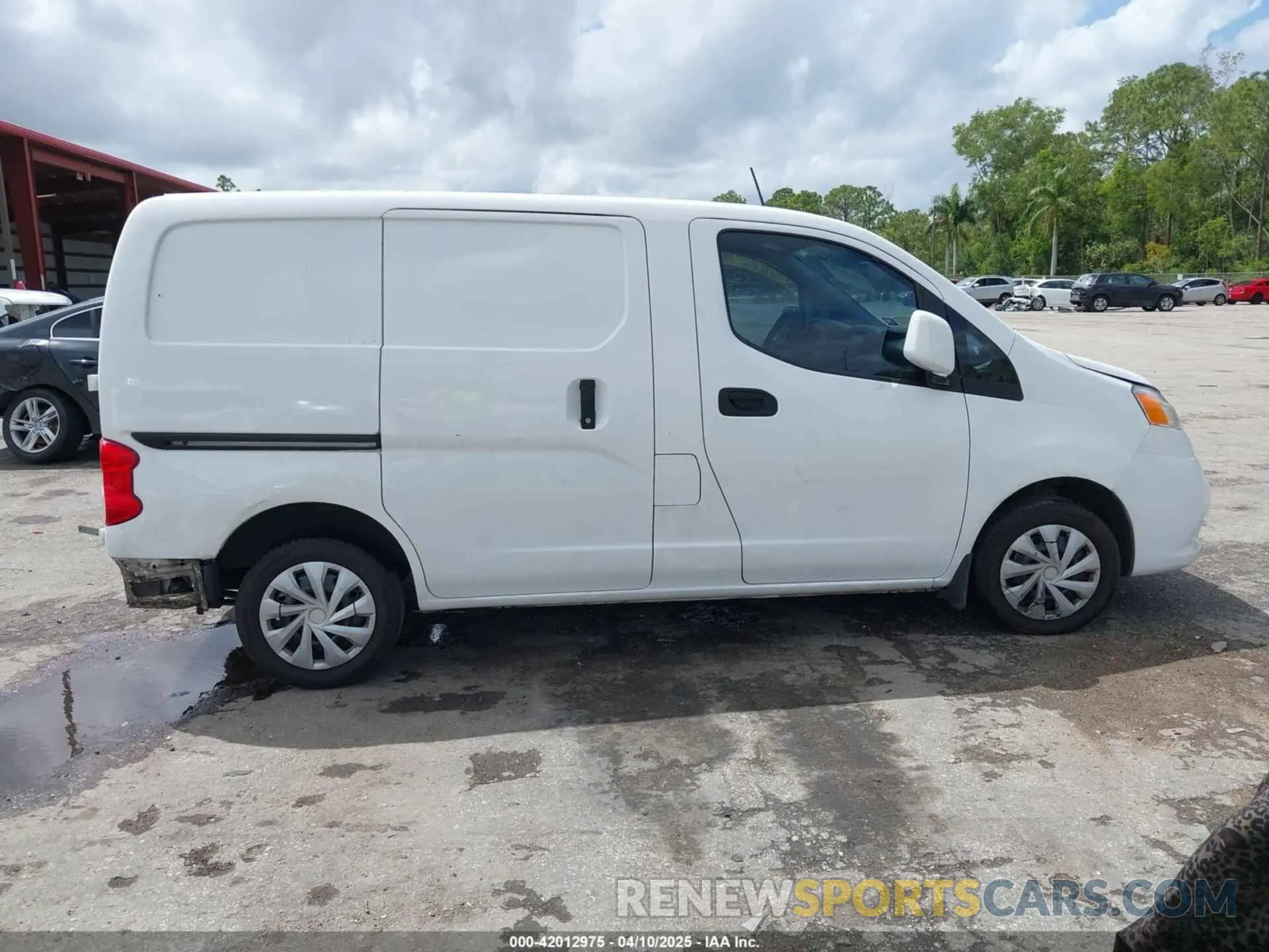 12 fotografías del automóvil dañado 3N6CM0KN9LK709594 NISSAN NV 200 2020