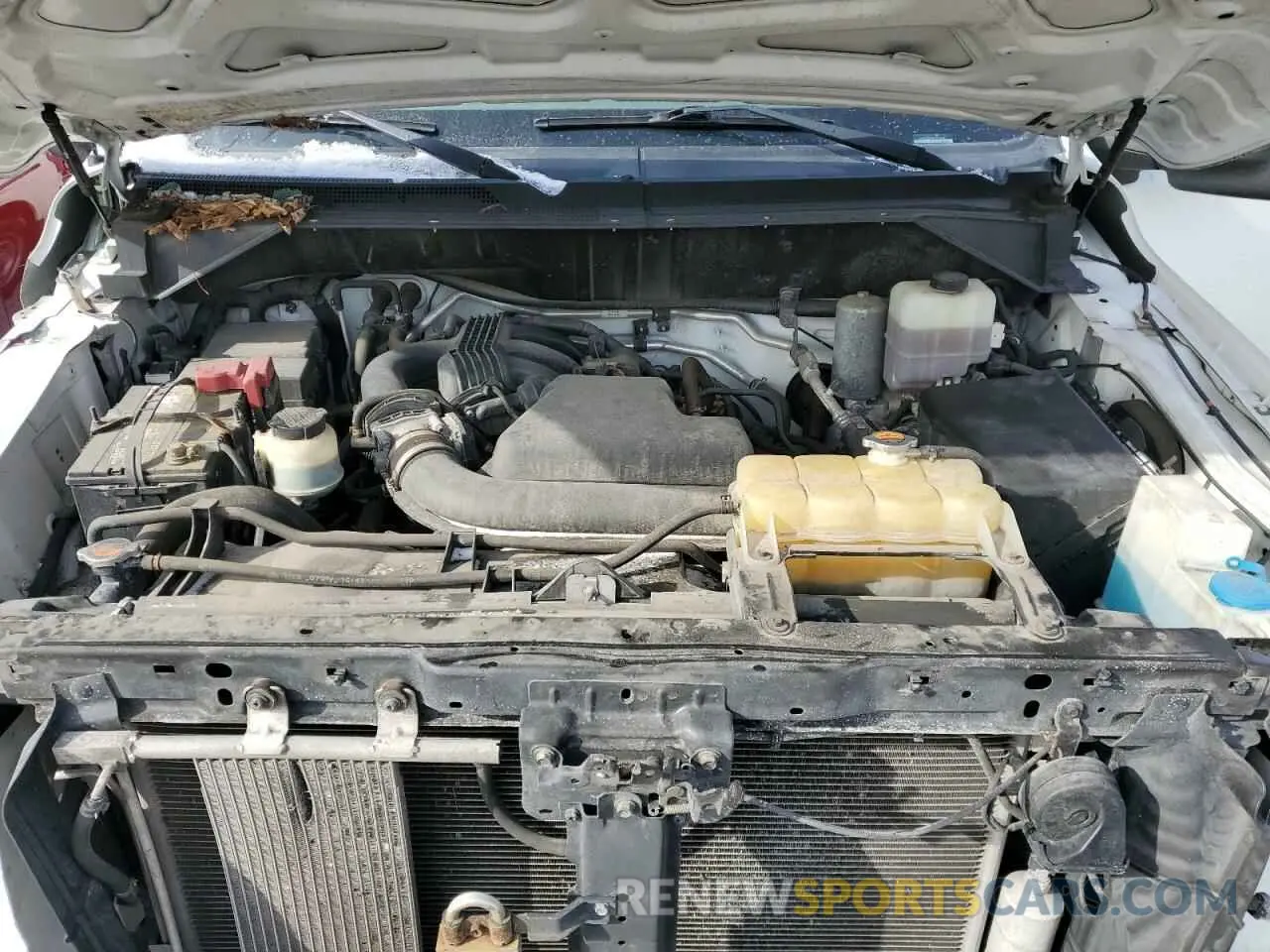 12 fotografías del automóvil dañado 1N6BF0KM6KN806581 NISSAN NV 2019