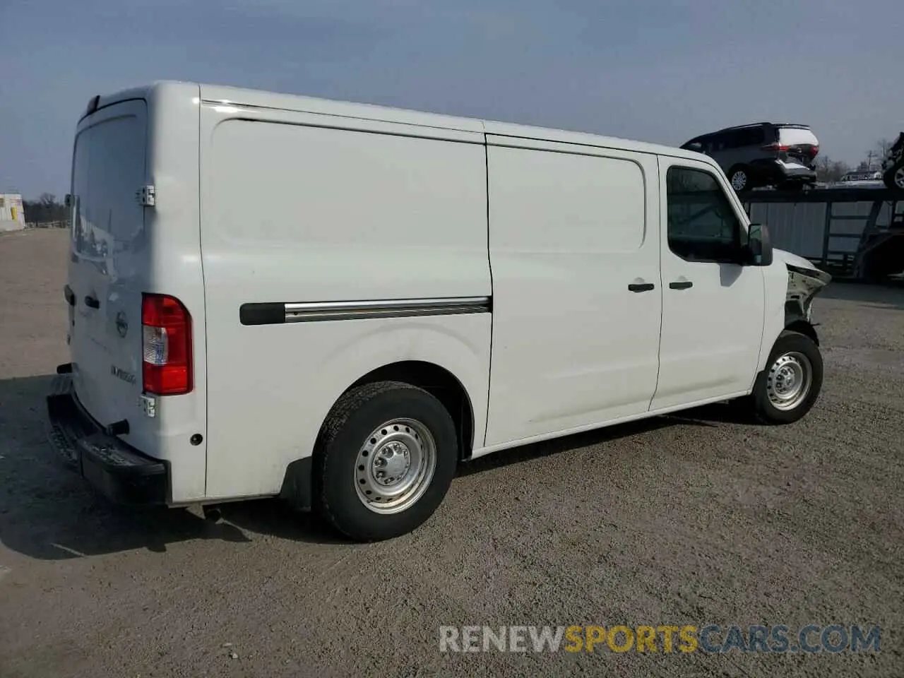 3 fotografías del automóvil dañado 1N6BF0KM6KN806581 NISSAN NV 2019