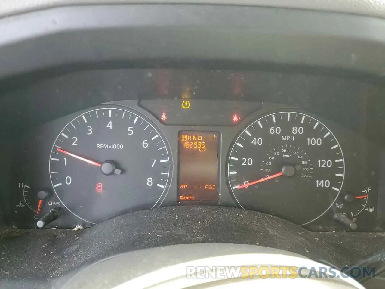 9 fotografías del automóvil dañado 1N6BF0KM6KN806581 NISSAN NV 2019