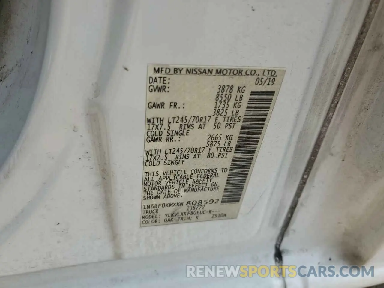 13 fotografías del automóvil dañado 1N6BF0KMXKN808592 NISSAN NV 2019