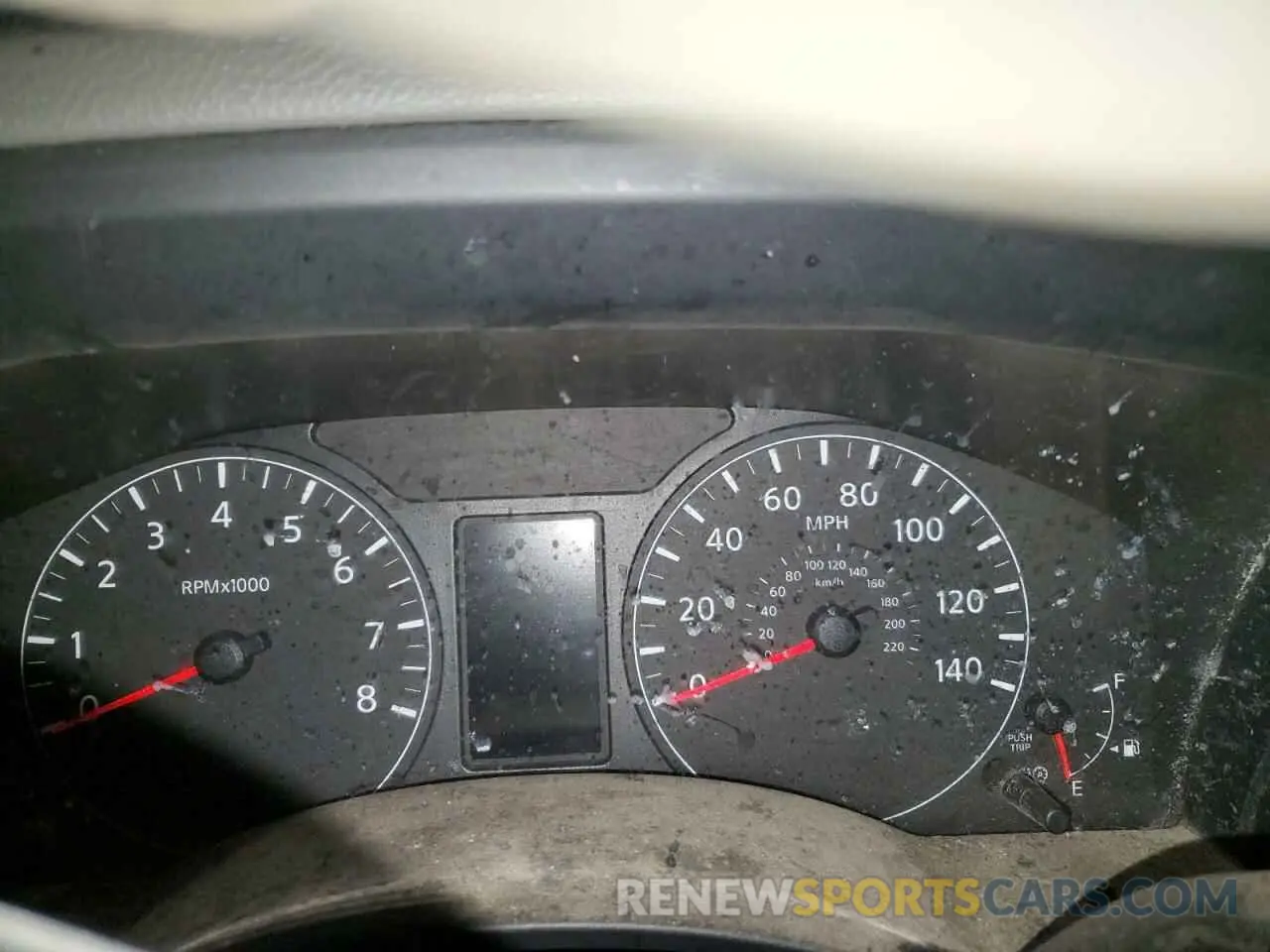 9 fotografías del automóvil dañado 1N6BF0LY4KN808217 NISSAN NV 2019