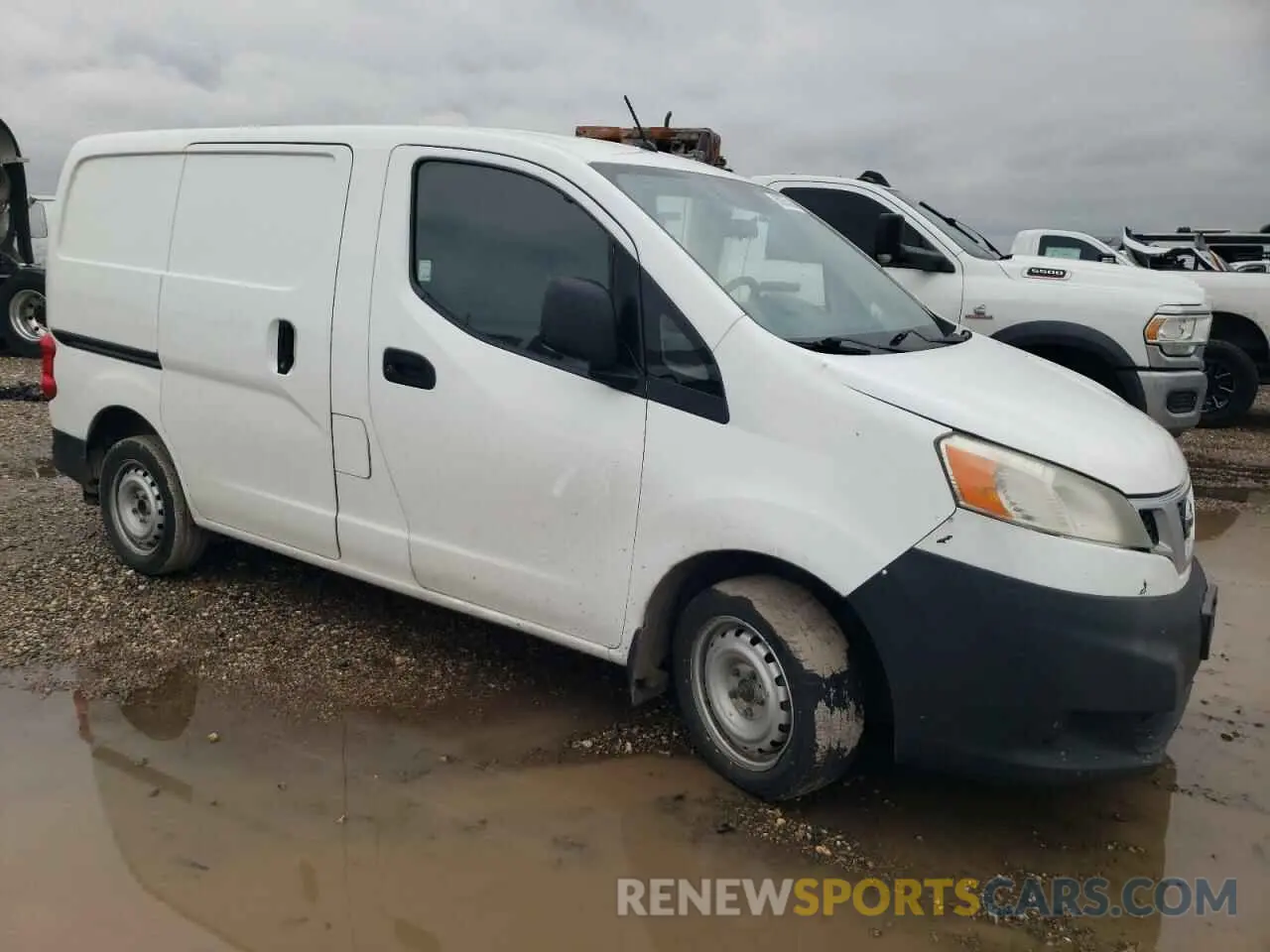 4 fotografías del automóvil dañado 3N6CM0KN0KK697012 NISSAN NV 2019