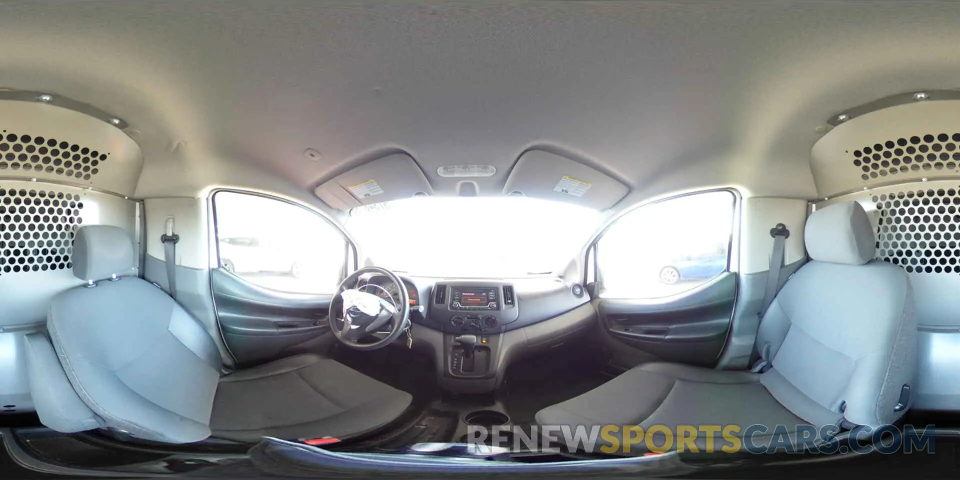 15 fotografías del automóvil dañado 3N6CM0KN1KK701486 NISSAN NV 2019