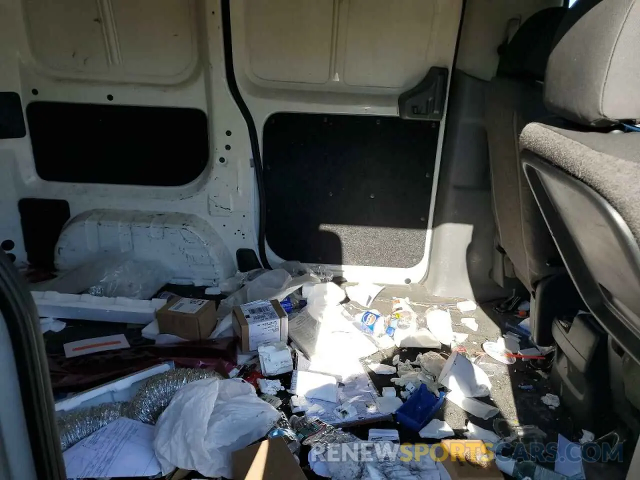 11 fotografías del automóvil dañado 3N6CM0KN4KK690600 NISSAN NV 2019
