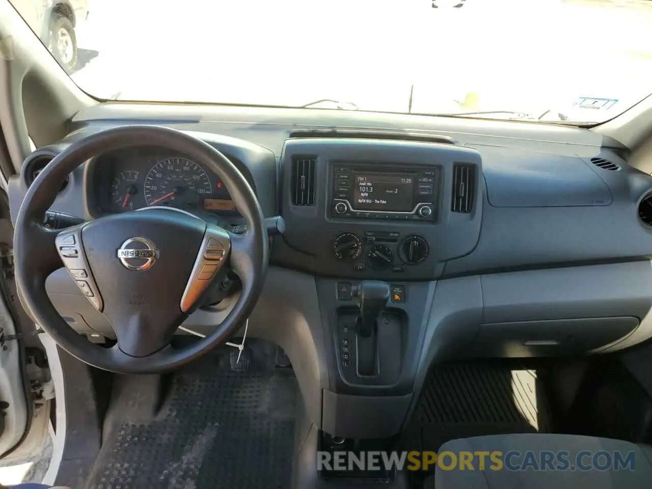 8 fotografías del automóvil dañado 3N6CM0KN4KK699944 NISSAN NV 2019