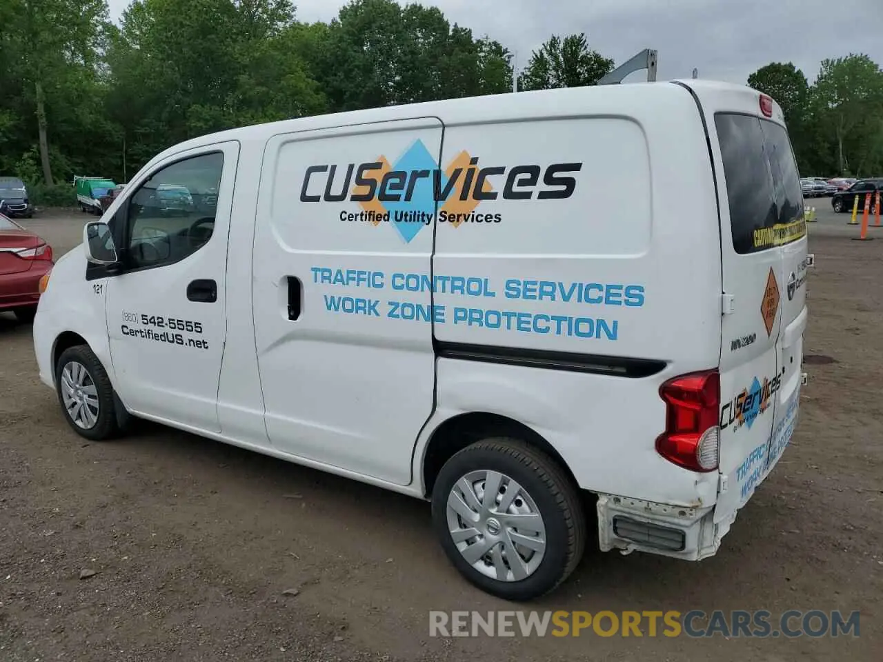2 fotografías del automóvil dañado 3N6CM0KN5KK690444 NISSAN NV 2019