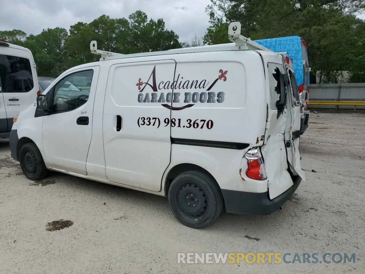 2 fotografías del automóvil dañado 3N6CM0KN5KK692999 NISSAN NV 2019