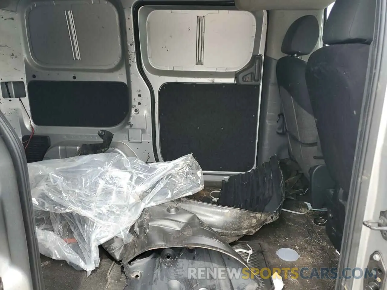 11 fotografías del automóvil dañado 3N6CM0KN7KK694754 NISSAN NV 2019