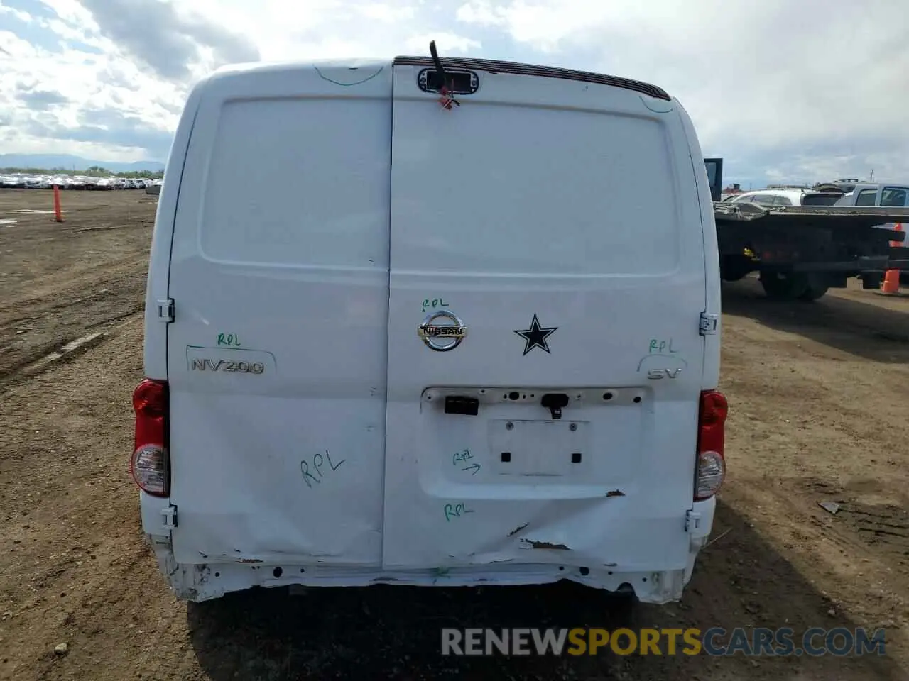 6 fotografías del automóvil dañado 3N6CM0KN8KK694150 NISSAN NV 2019