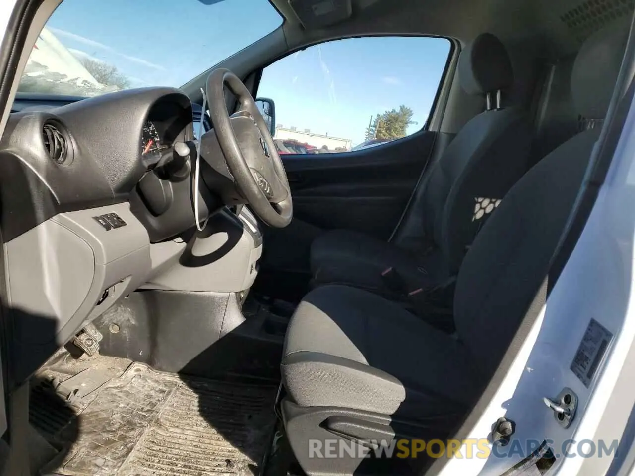 7 fotografías del automóvil dañado 3N6CM0KN9KK697218 NISSAN NV 2019