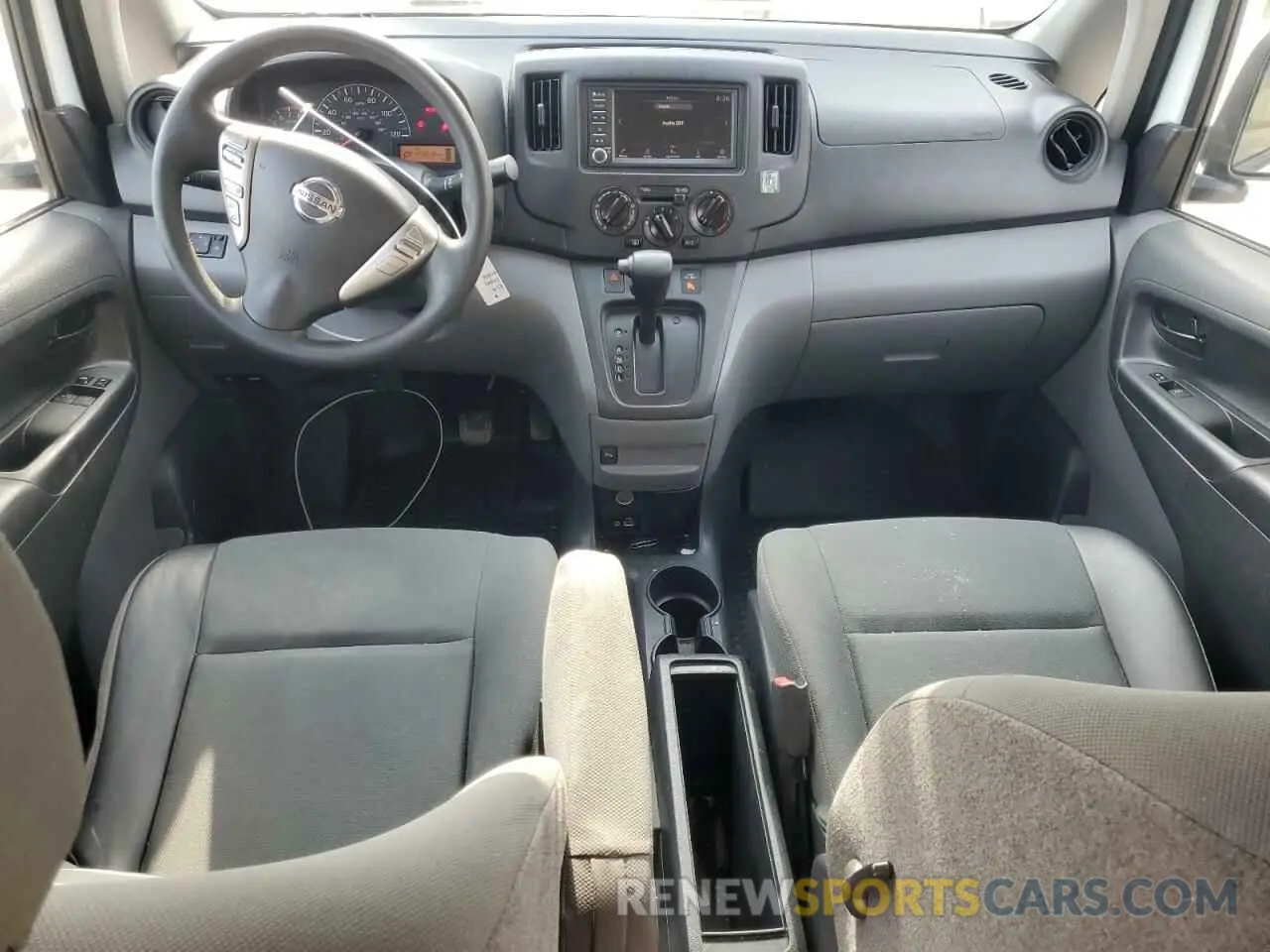 8 fotografías del automóvil dañado 3N6CM0KN4LK705159 NISSAN NV 2020
