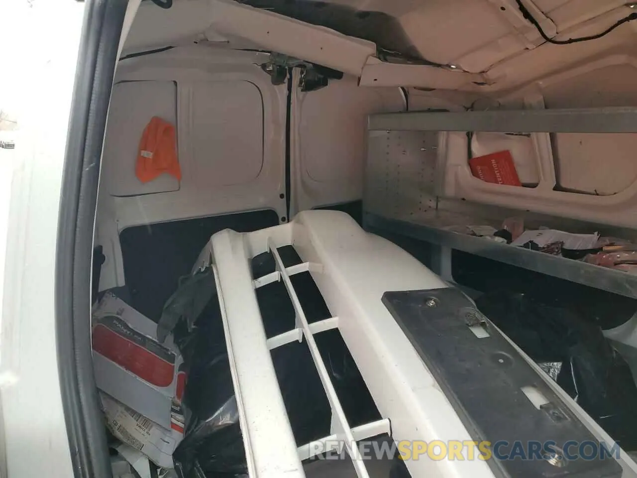 10 fotografías del automóvil dañado 3N6CM0KN4LK710541 NISSAN NV 2020