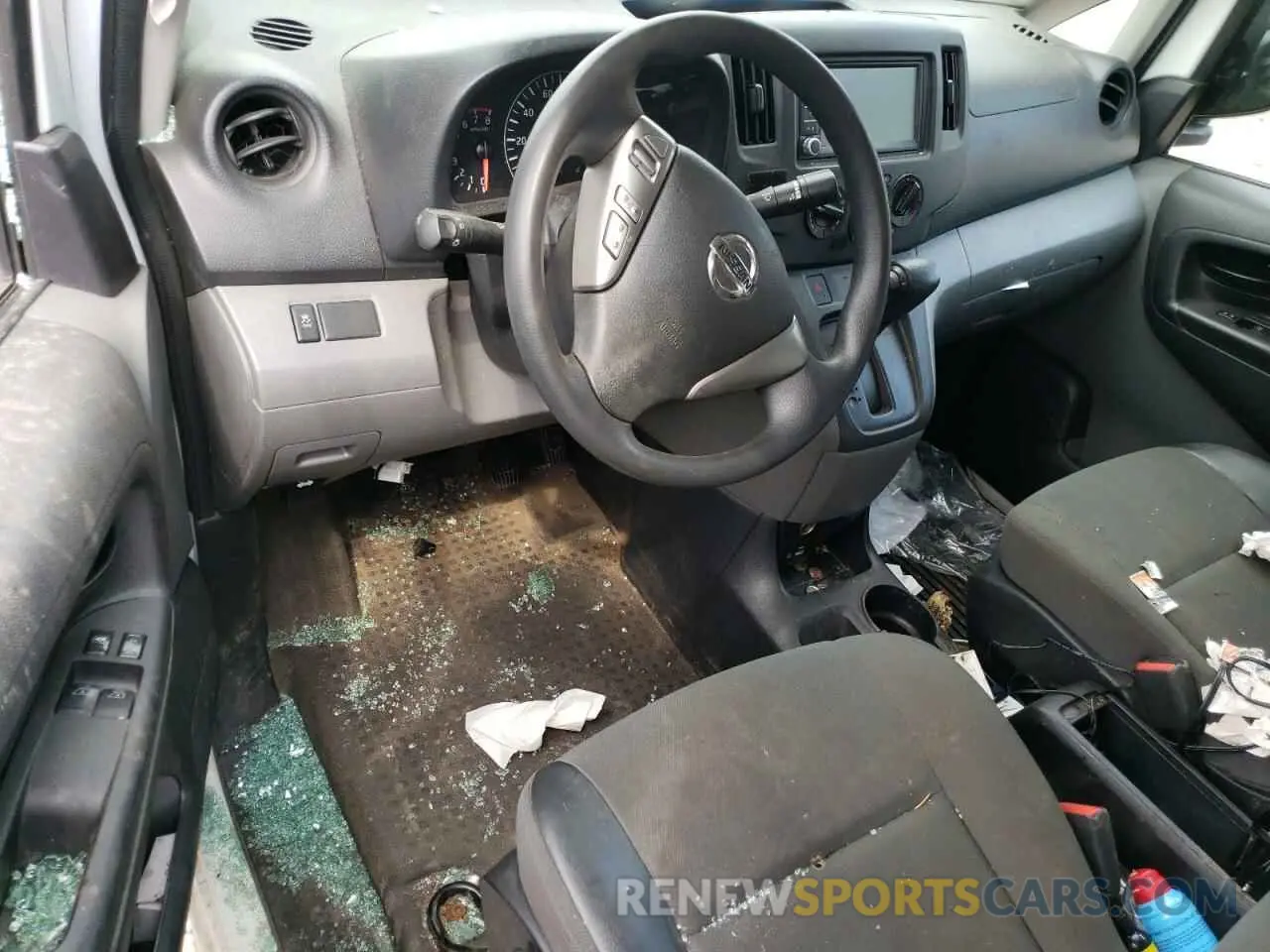 8 fotografías del automóvil dañado 3N6CM0KN7LK690706 NISSAN NV 2020