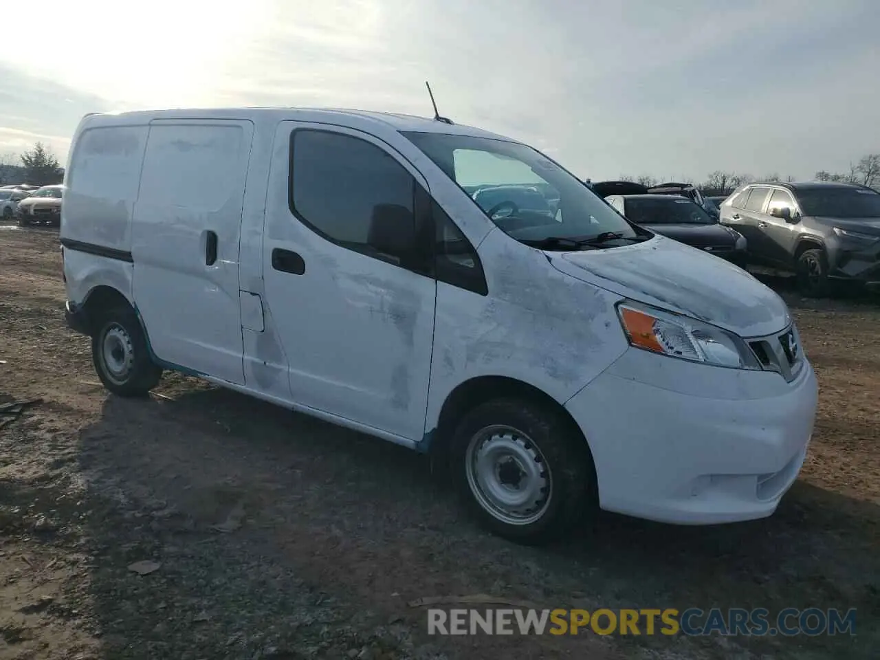 4 fotografías del automóvil dañado 3N6CM0KN7LK709092 NISSAN NV 2020