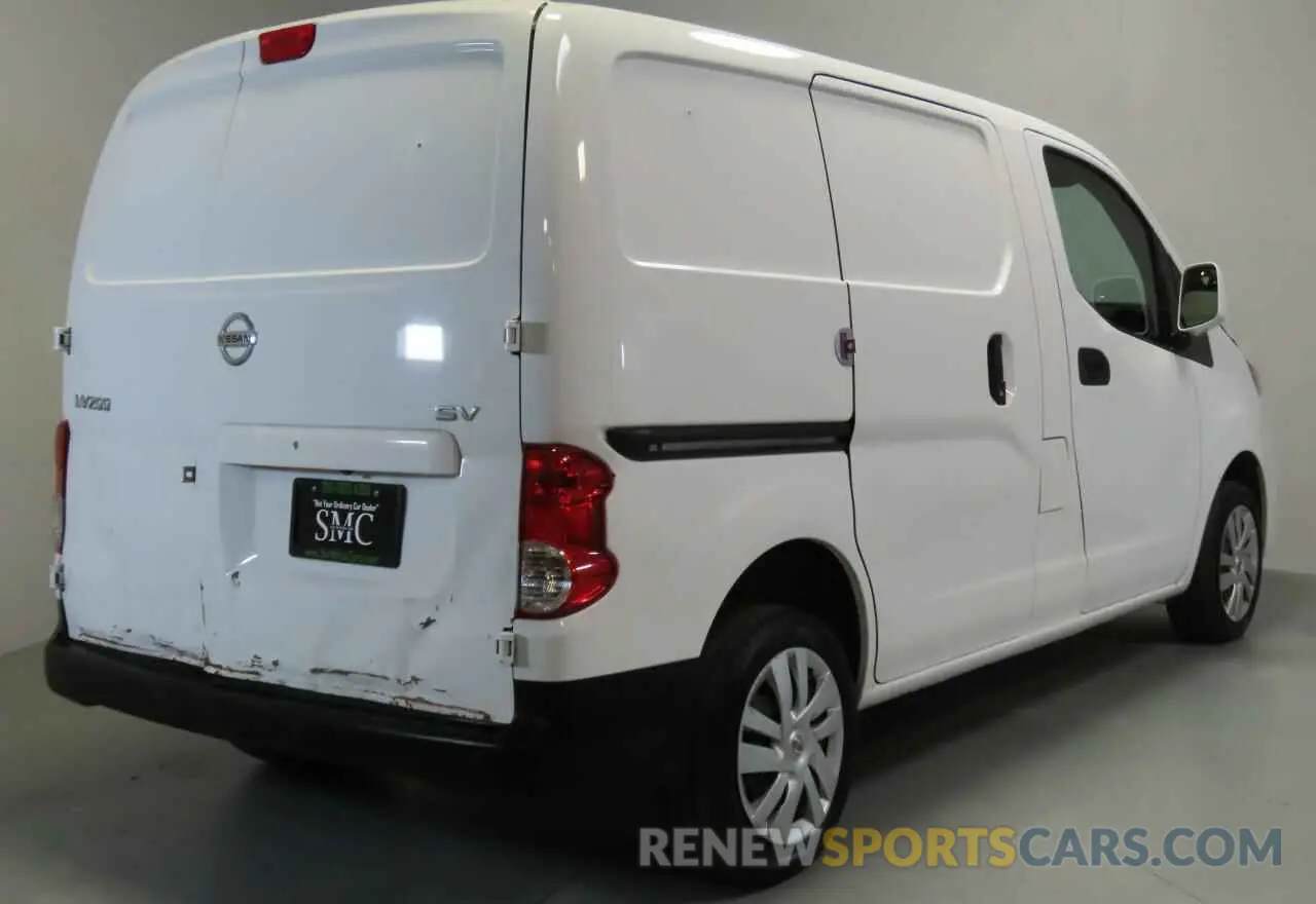 3 fotografías del automóvil dañado 3N6CM0KN8LK702412 NISSAN NV 2020