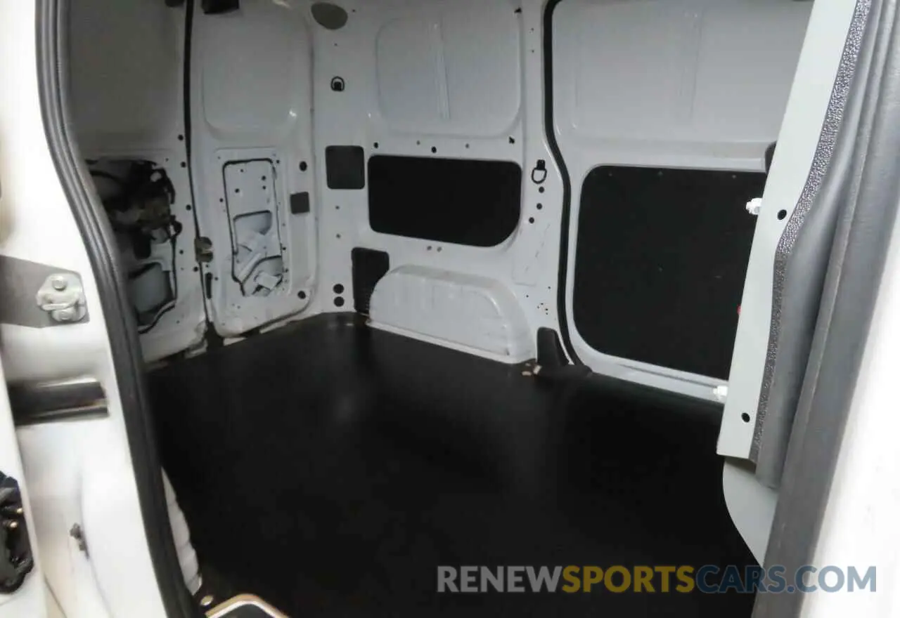 6 fotografías del automóvil dañado 3N6CM0KN8LK702412 NISSAN NV 2020