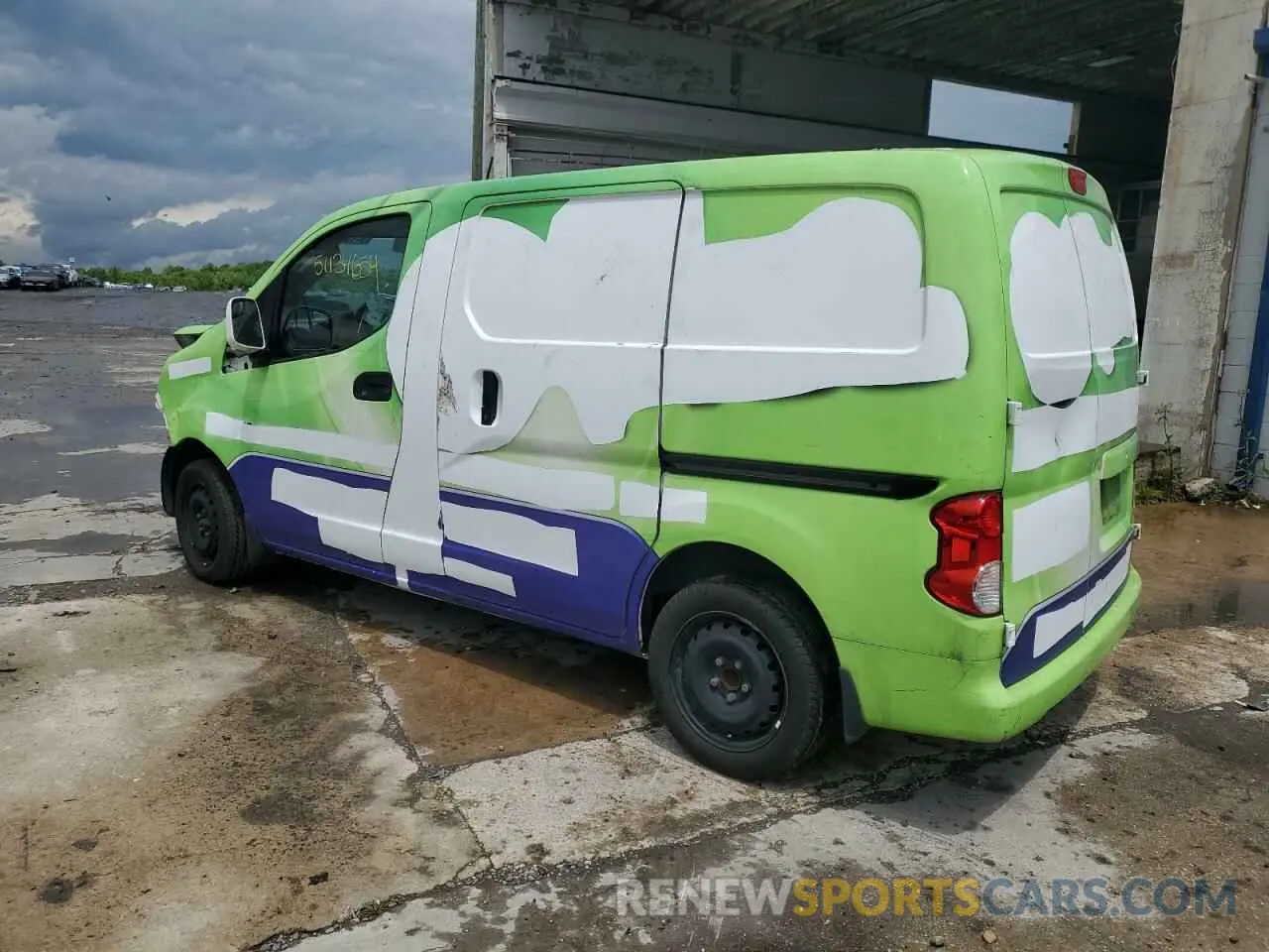 2 fotografías del automóvil dañado 3N6CM0KN9LK709188 NISSAN NV 2020