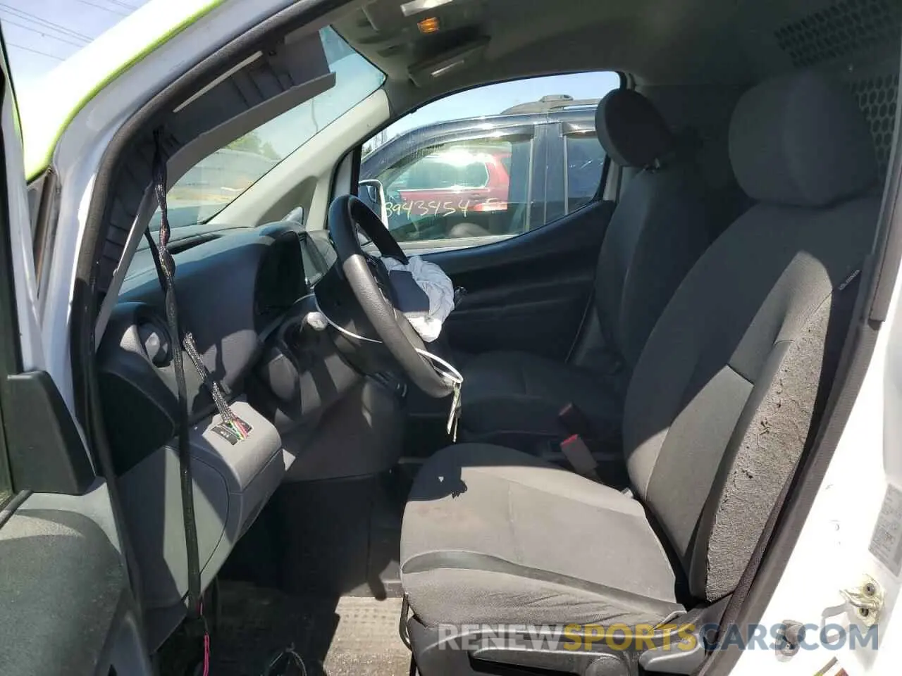 7 fotografías del automóvil dañado 3N6CM0KN9LK709188 NISSAN NV 2020