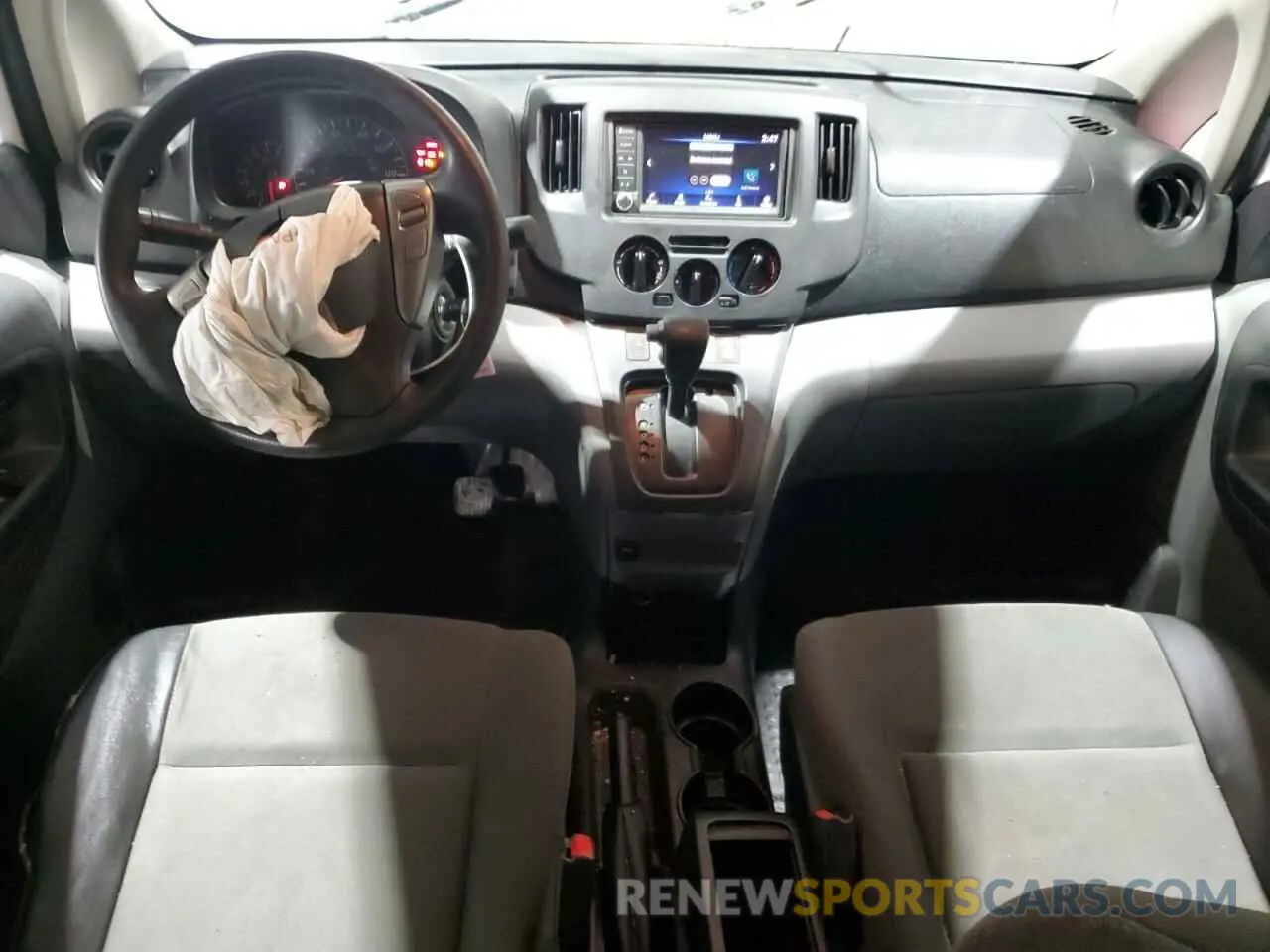 8 fotografías del automóvil dañado 3N6CM0KNXLK690893 NISSAN NV 2020