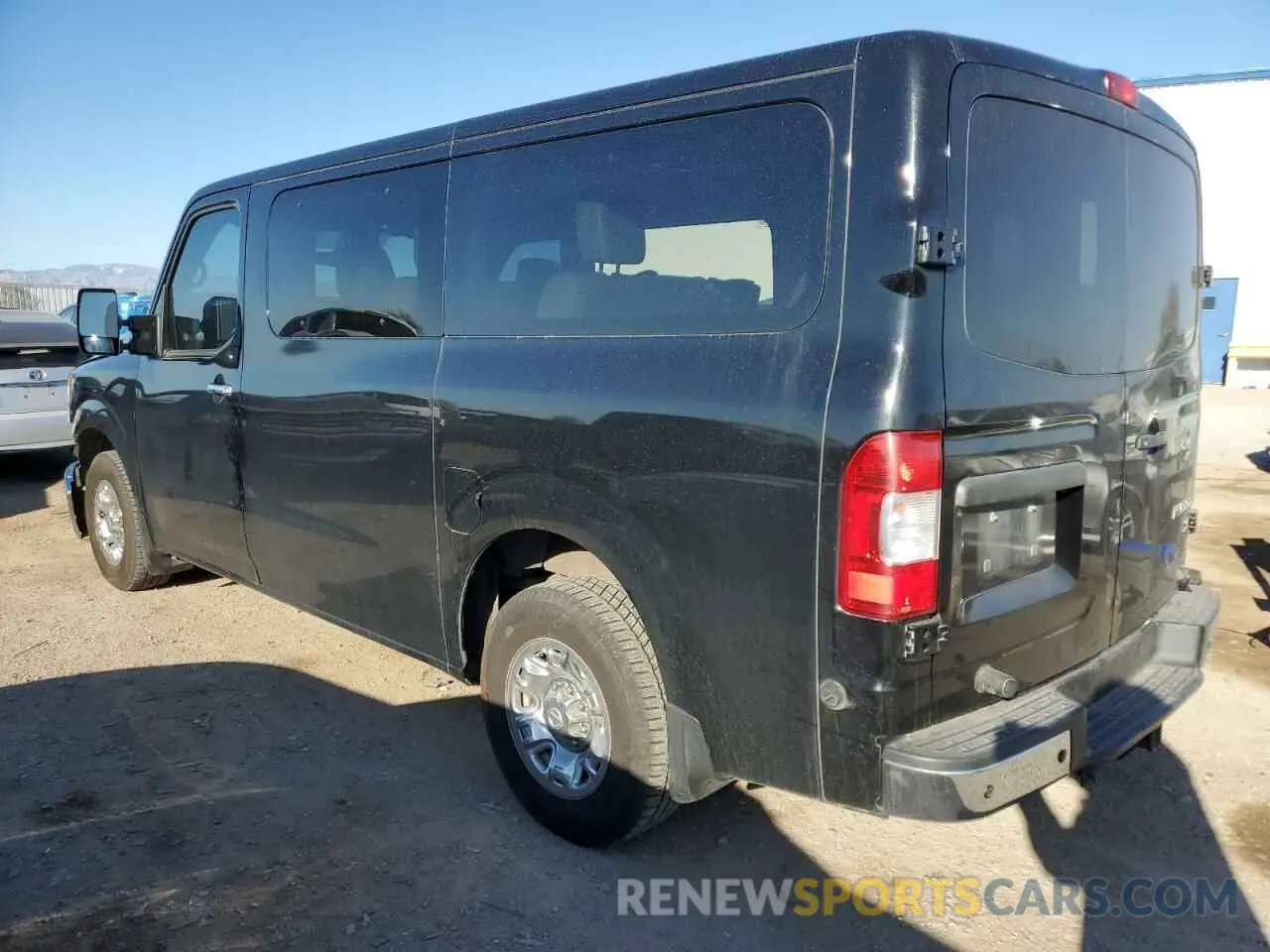 2 fotografías del automóvil dañado 5BZAF0AA0LN850597 NISSAN NV 2020