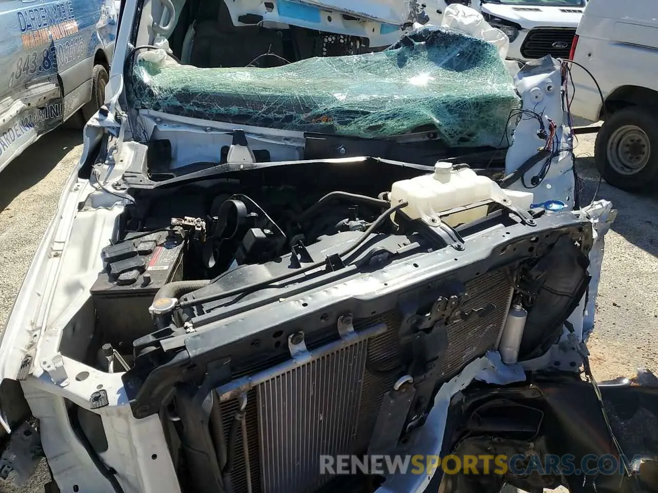 13 fotografías del automóvil dañado 1N6AF0KY2MN805929 NISSAN NV 2021