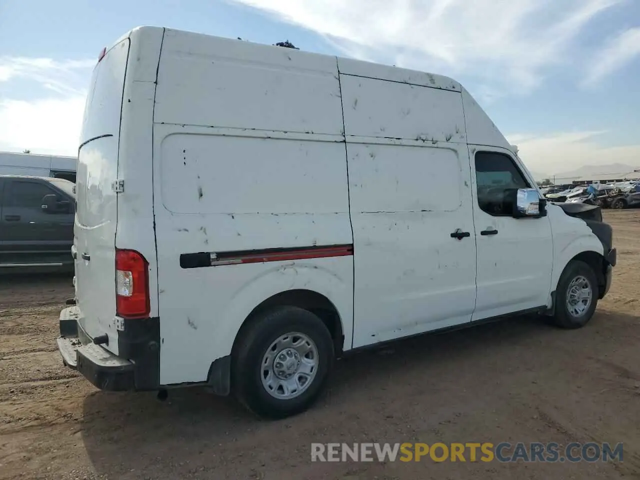 3 fotografías del automóvil dañado 1N6AF0LYXMN805479 NISSAN NV 2021