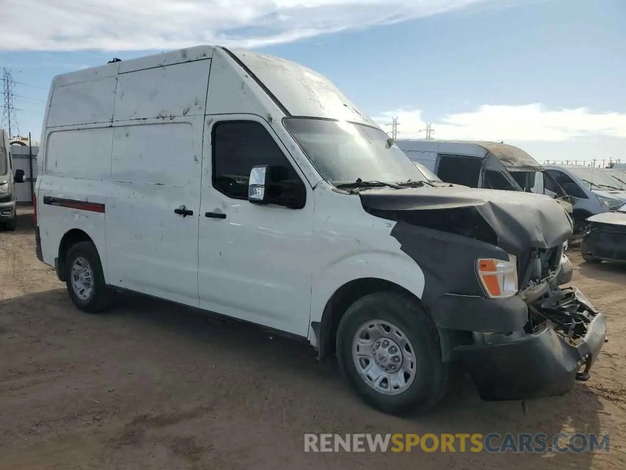 4 fotografías del automóvil dañado 1N6AF0LYXMN805479 NISSAN NV 2021