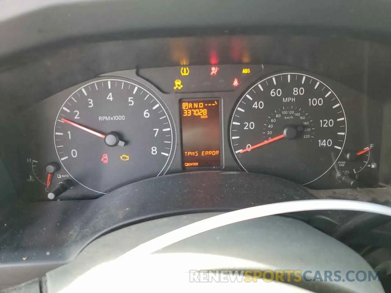 9 fotografías del automóvil dañado 1N6BF0LY2MN810244 NISSAN NV 2021